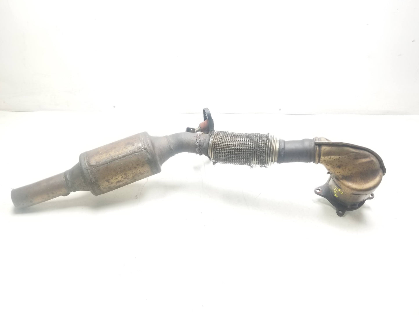 09-18 Volkswagen Tiguan 2.0 Exhaust Downpipe Catalytic Converter OEM