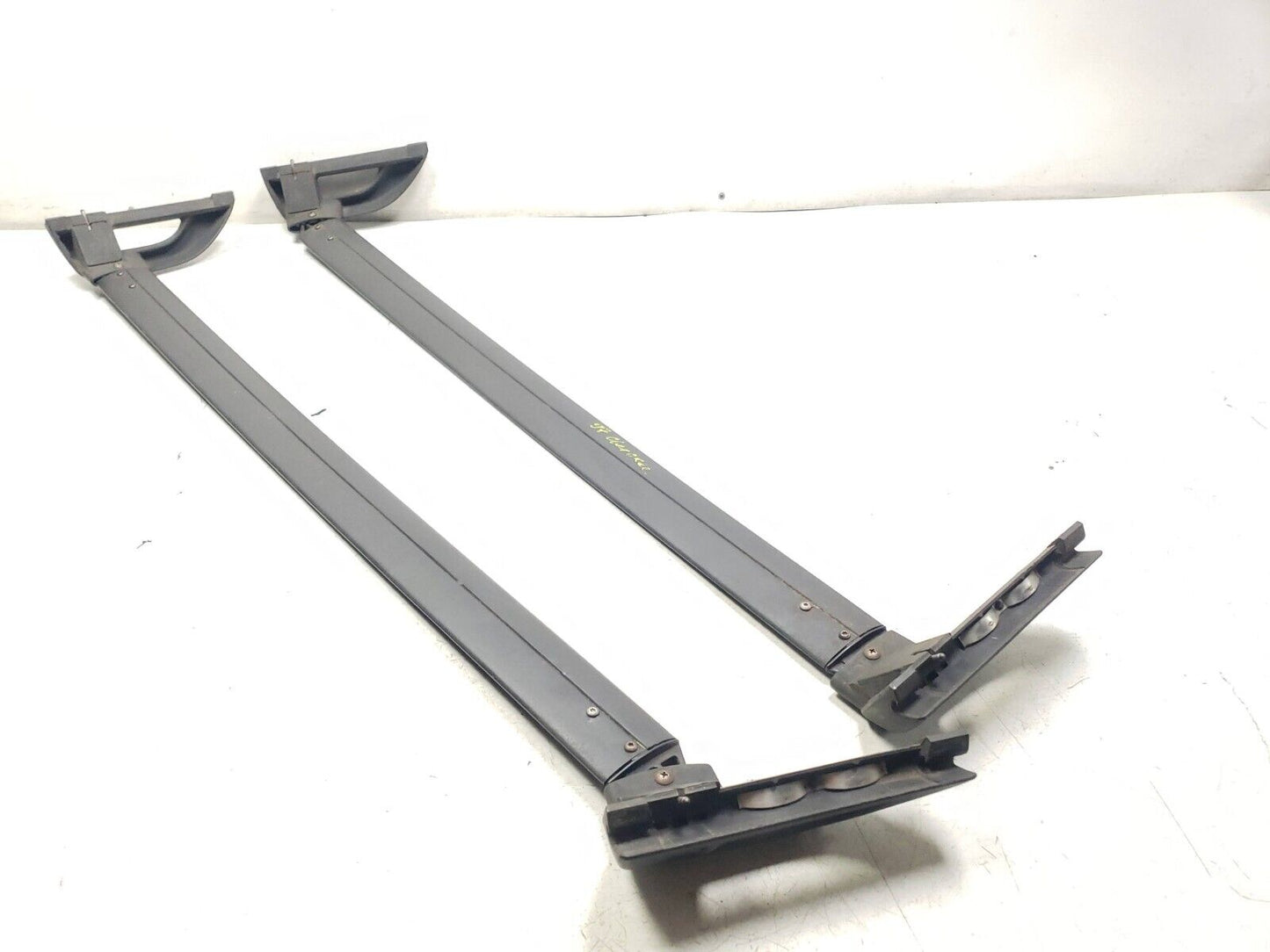 96 97 98 Jeep Grand Cherokee Roof Rack Rail Cross Bar Pair OEM