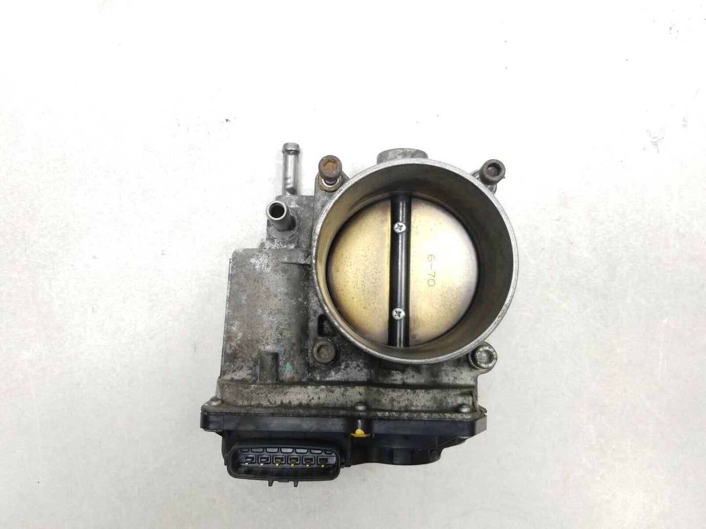 2006-2010 Nissan Armada Throttle Body 5.6l OEM