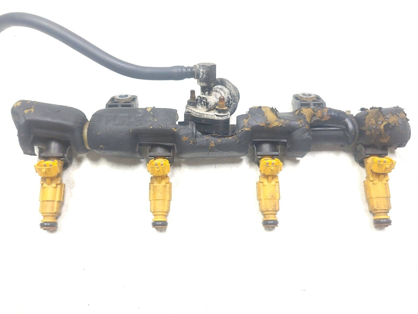 13-14 Genesis Coupe Fuel Rail W/ Injectors 2.0t OEM