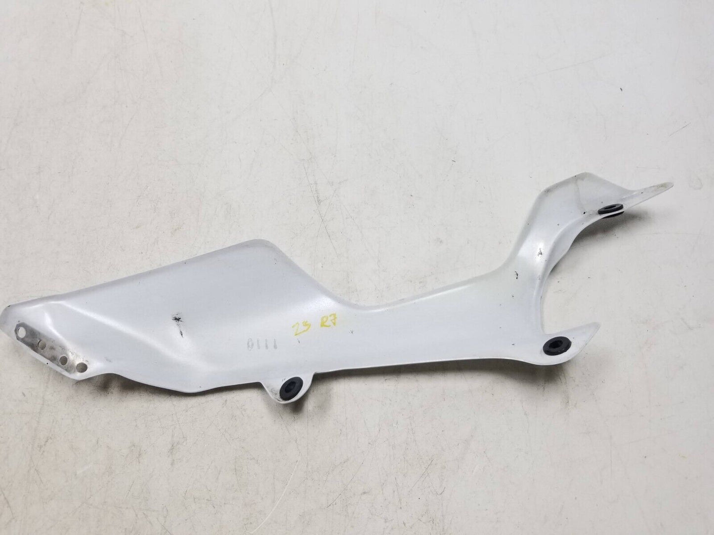 2022-2024 Yamaha Yzf-r7 Yzfr7 Left Side Lower Fairing Cover Panel OEM