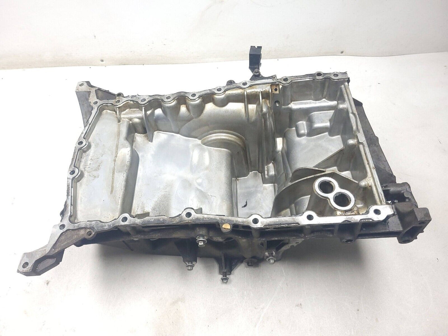 2006-2009 Range Rover Engine Oil Pan 4.2l OEM