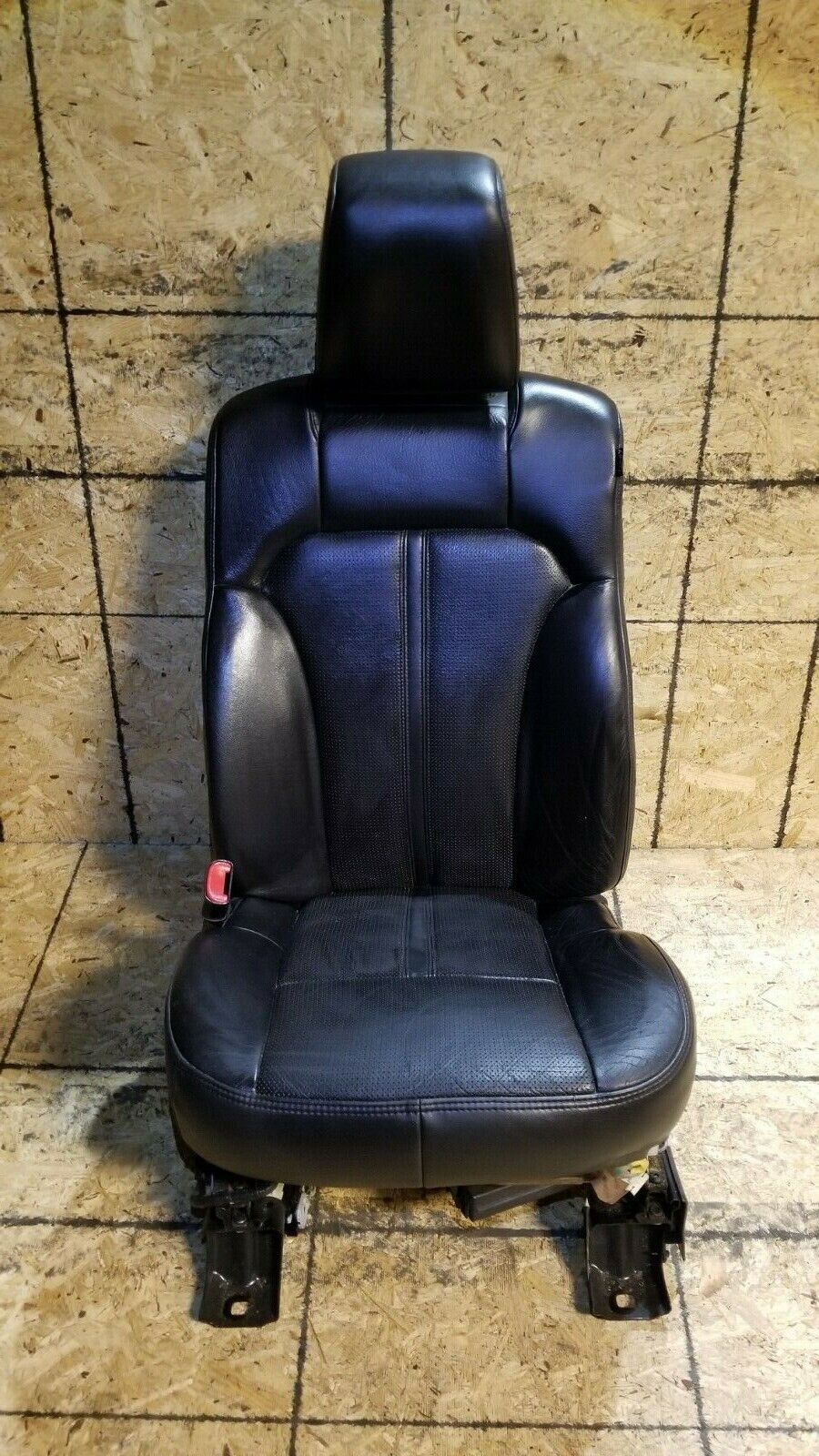 10 11 12 Lincoln MKT Passenger Seat Front Right Leather W/o Buckle OEM