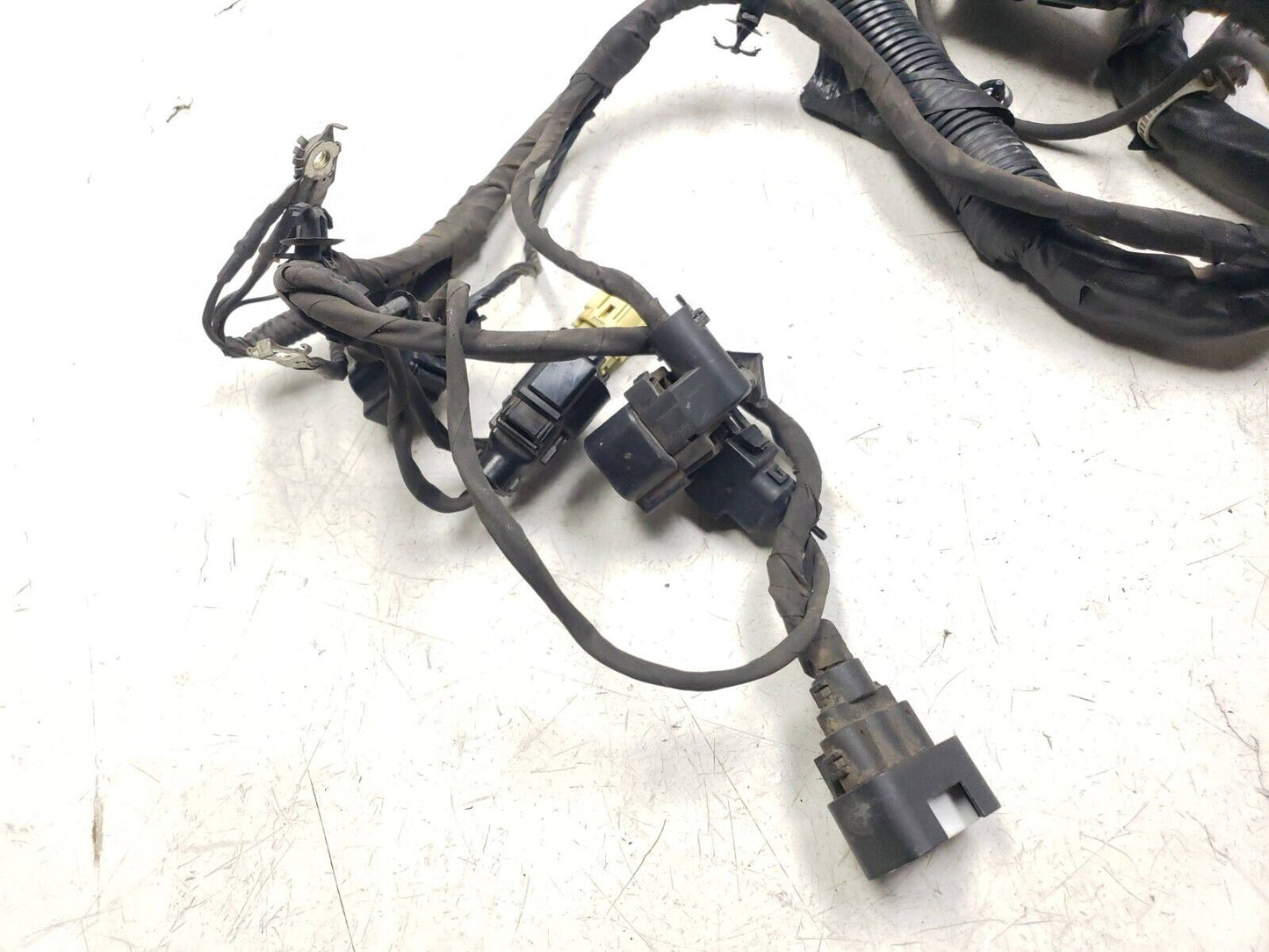 2007 - 2010 Hyundai Elantra Under Hood Wire Harness Passenger Side OEM