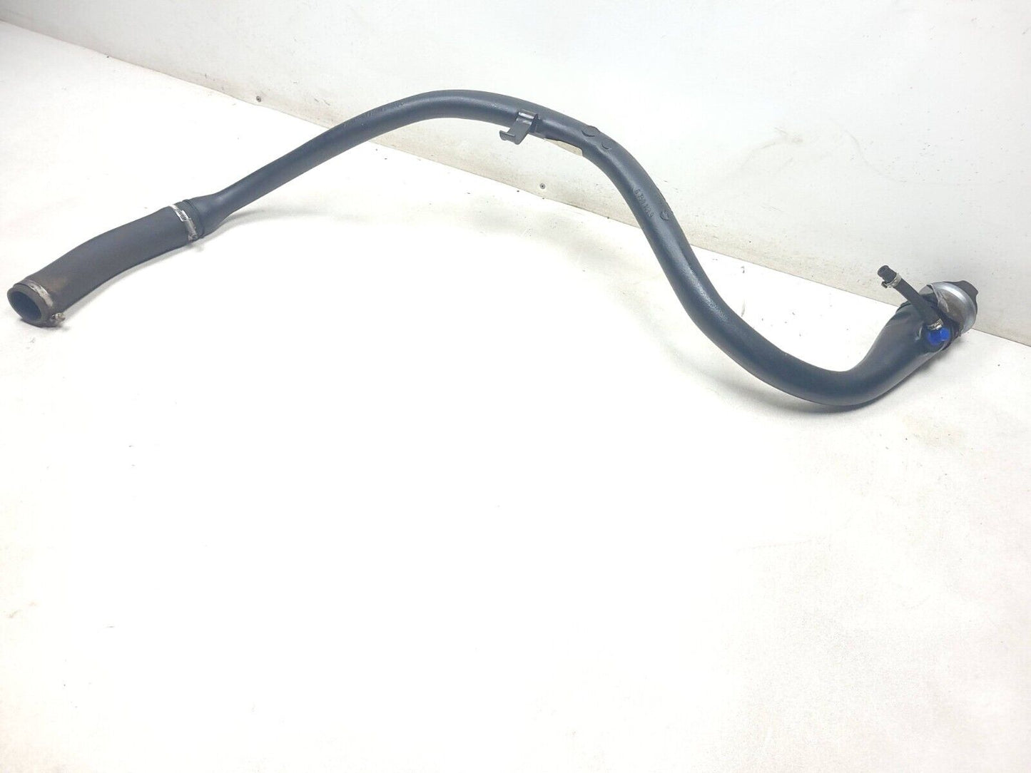 2006-2009 Range Rover Fuel Tank Filler Neck Hose Pipe OEM