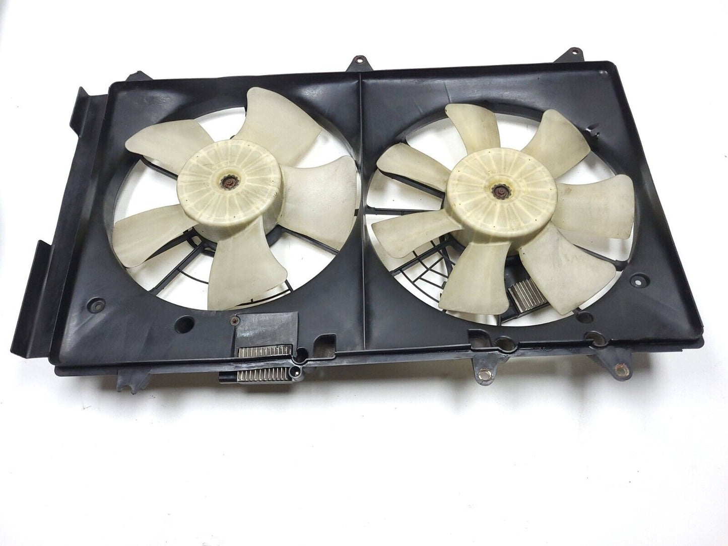 2007 - 2012 Mazda Cx-7 Engine Radiator Cooling Fan 2.3l OEM