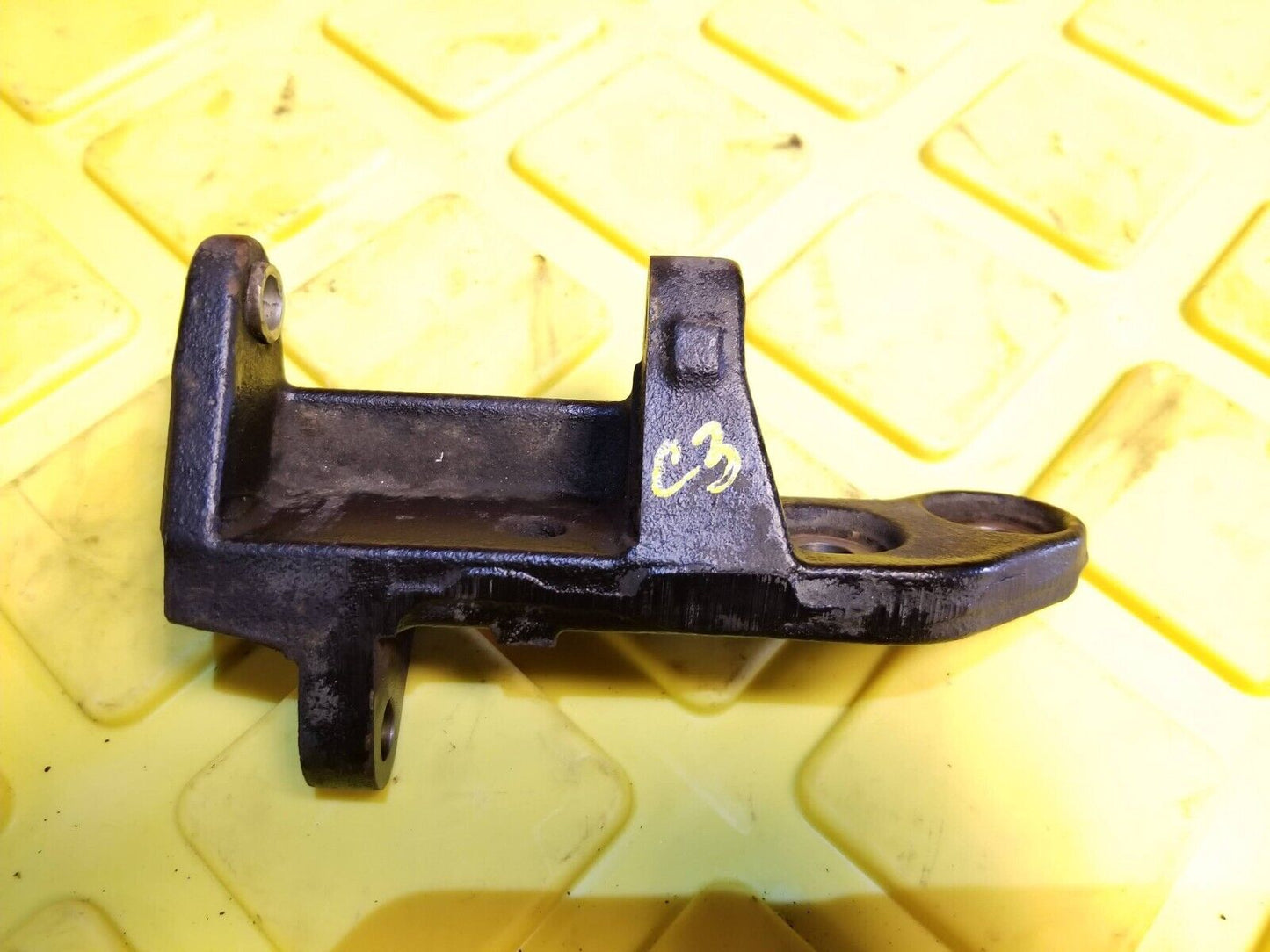 09-13 Infiniti G37 X Engine Transmission Bracket OEM ✅