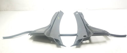 09 - 11 Volkswagen Tiguan Windshield Cow Vent Panel Right/left Pair OEM