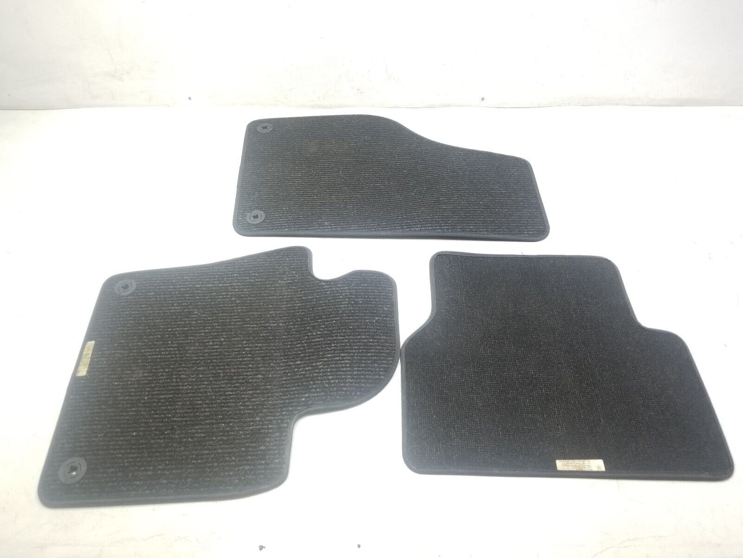 09 - 18 Volkswagen Tiguan Floor Mat Carpet 3pcs OEM