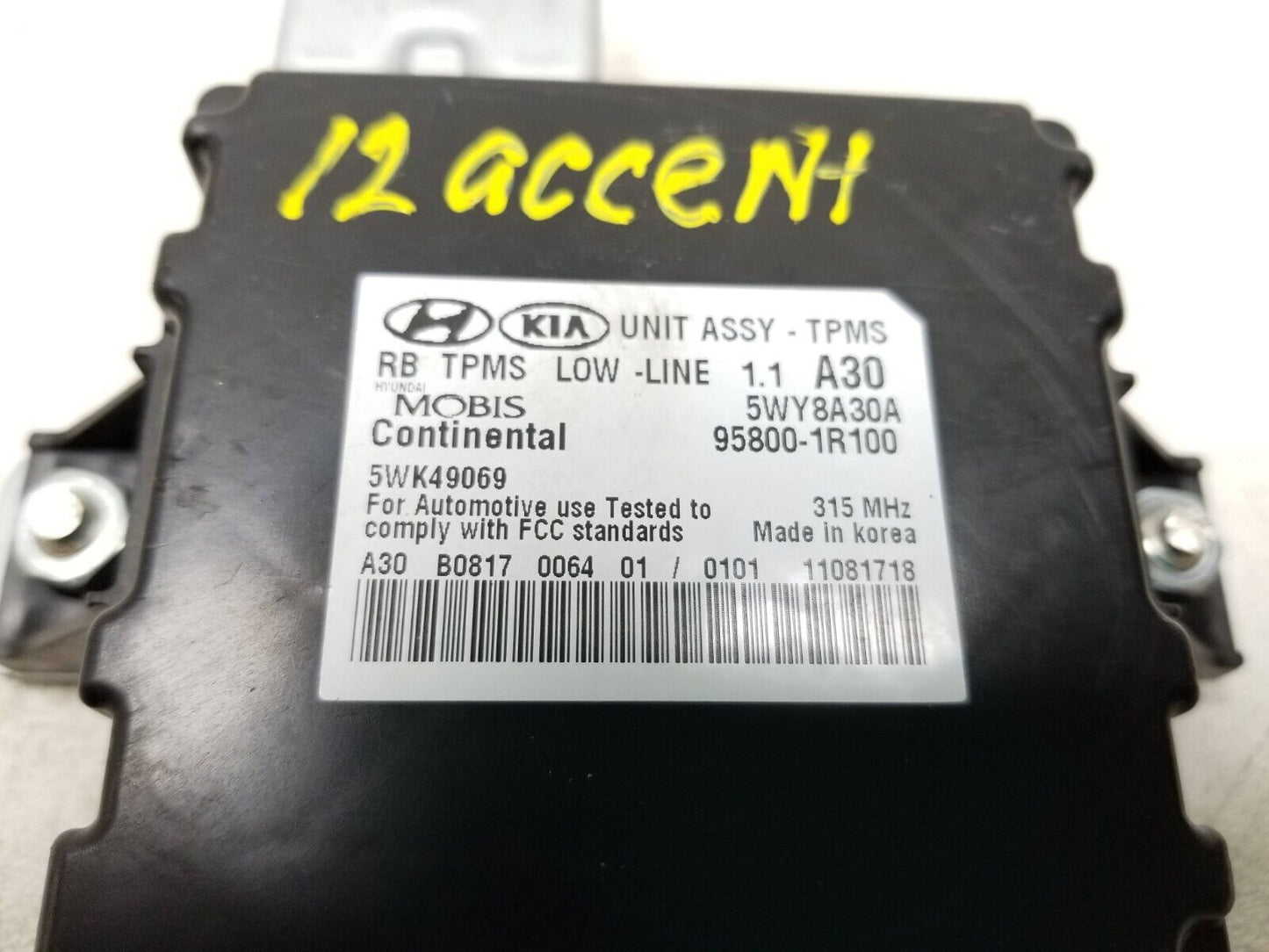 2012 - 2014 Hyundai Accent Tpms Tire Pressure Control Module  OEM