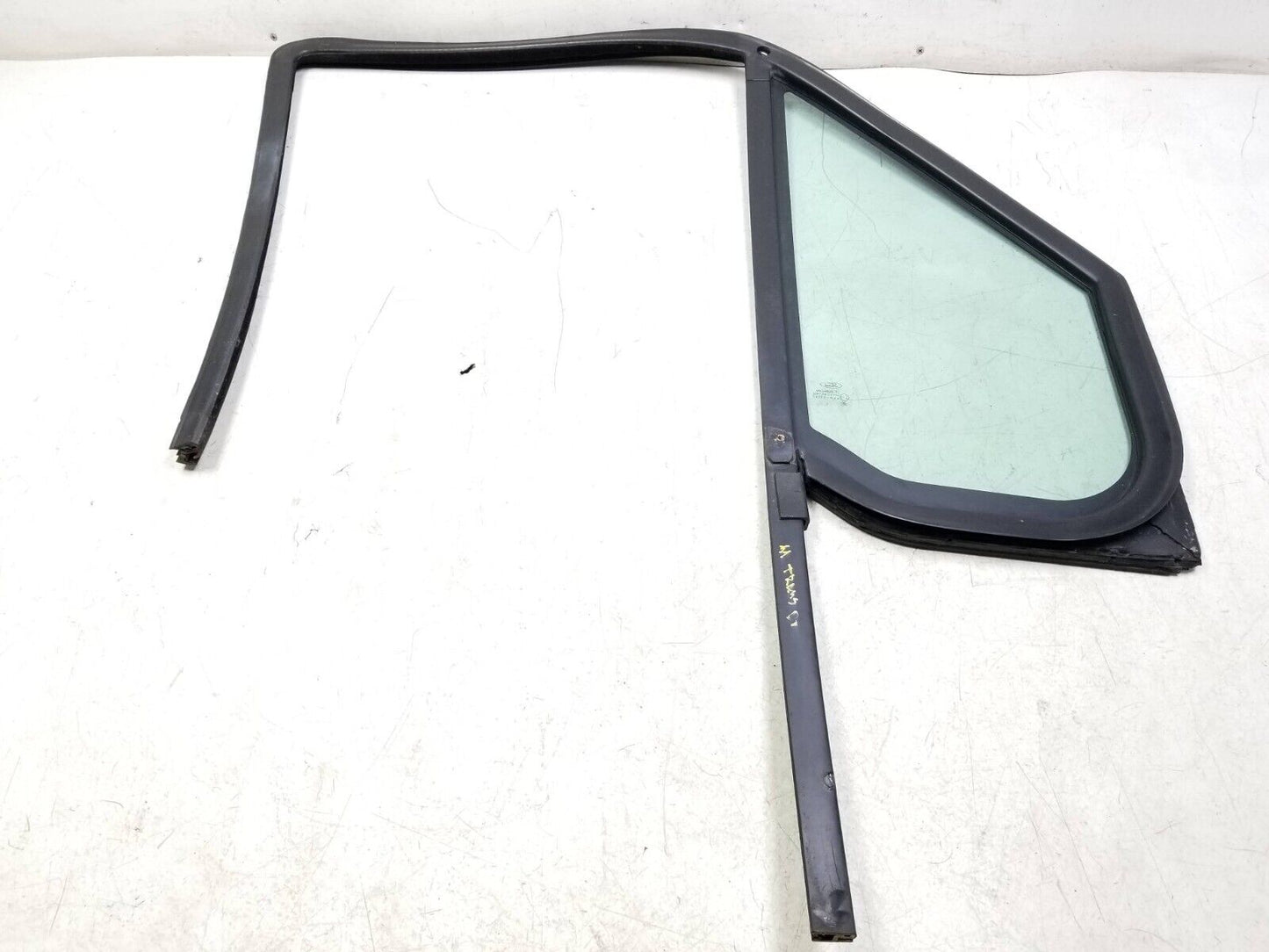 10 - 13 Ford Transit Connect Front Door Vent Glass Driver Side Left  OEM