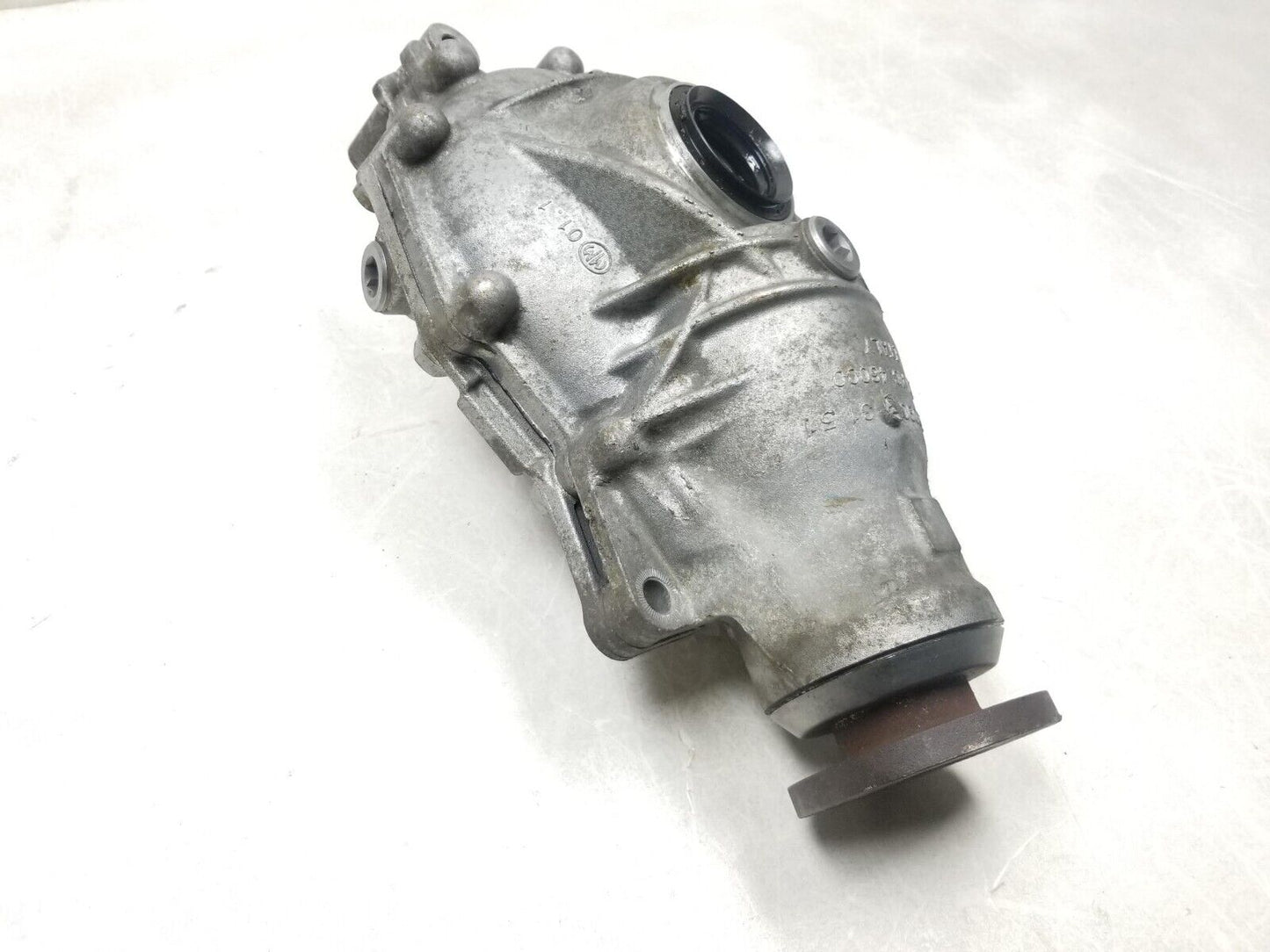 2010 - 2012 BMW 750li Xdrive Front Differential Carrier OEM