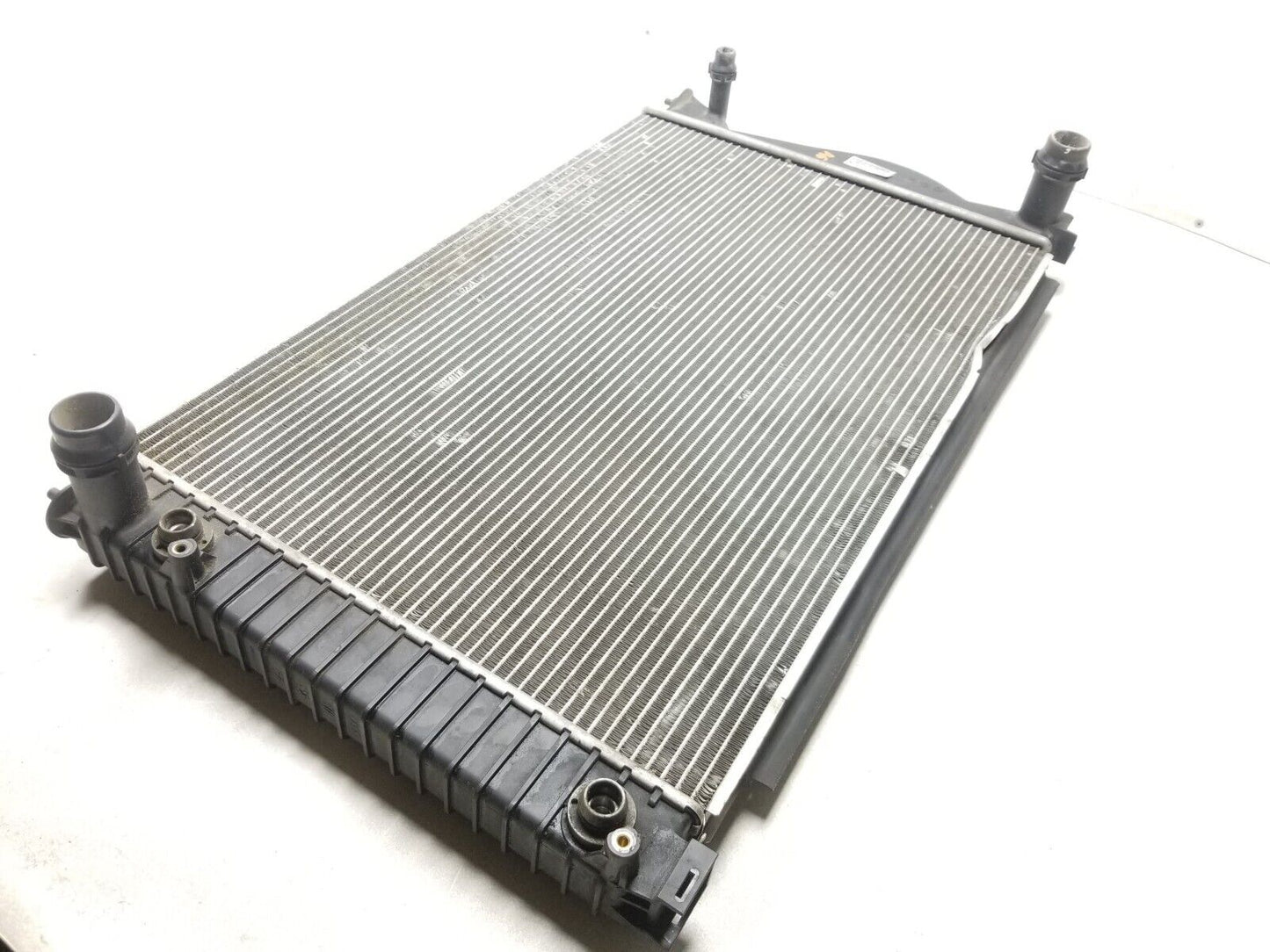 05 06 07 08 Audi A6 Radiator 4f0121251m OEM