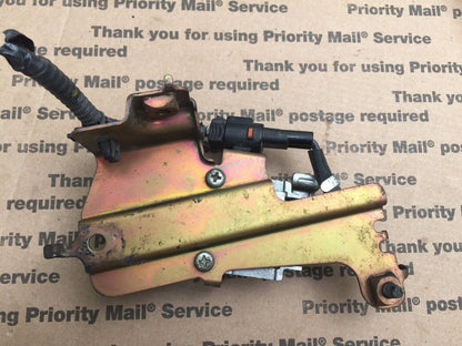 06-10 Lexus Is350 IS250 Resister Fuel Pump OEM 23080-31040 196170-0600