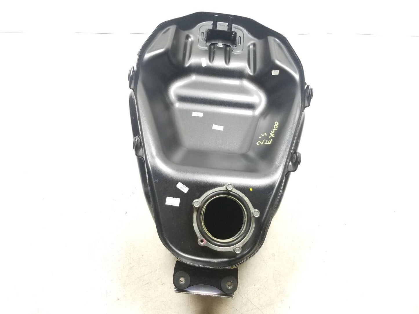 2018-2023 Kawasaki Ninja 400 Ex400 Fuel Tank *has Dent*