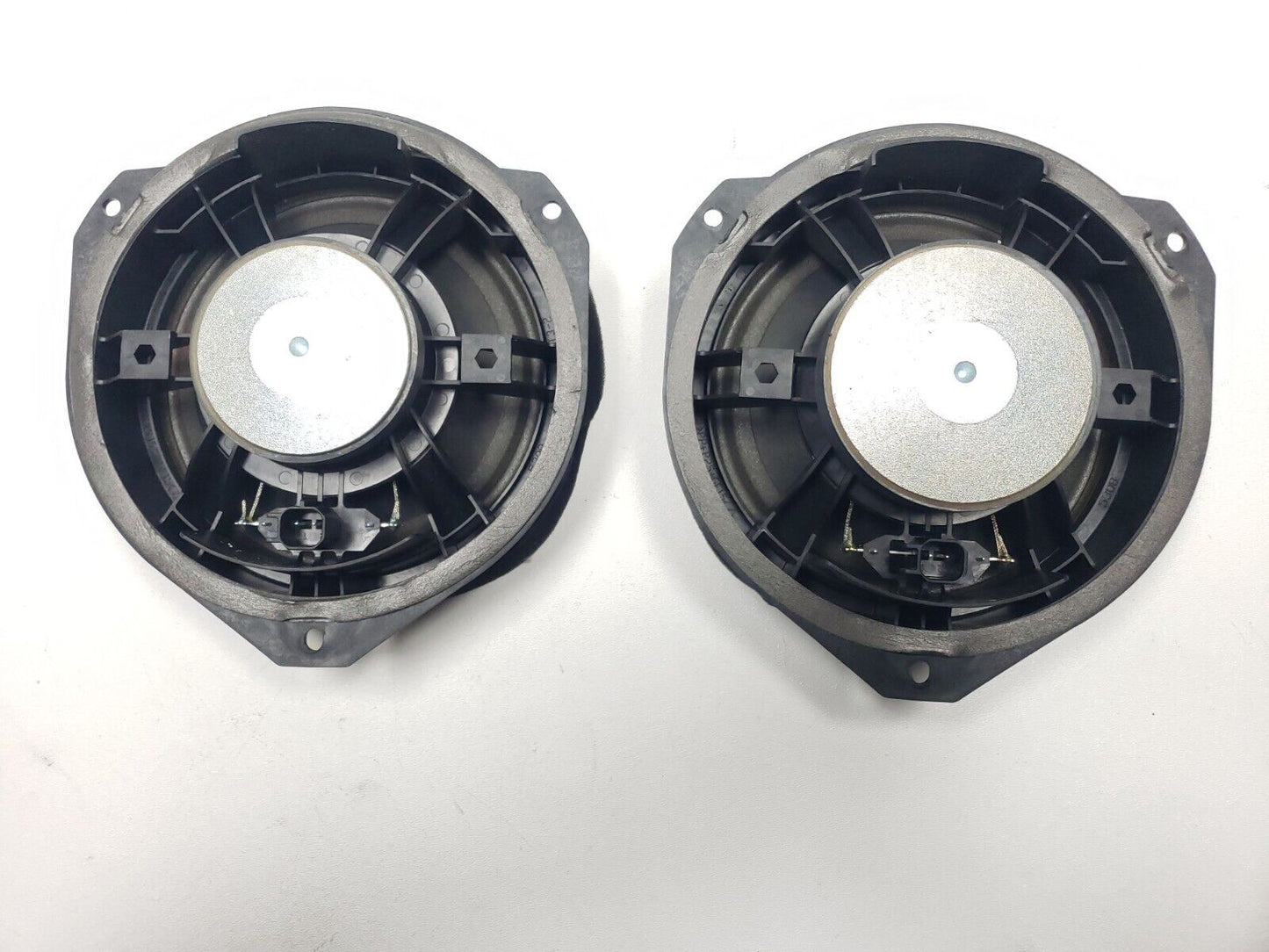 15 16 17 Chevrolet Equinox Door Speaker Front & Rear Pair OEM