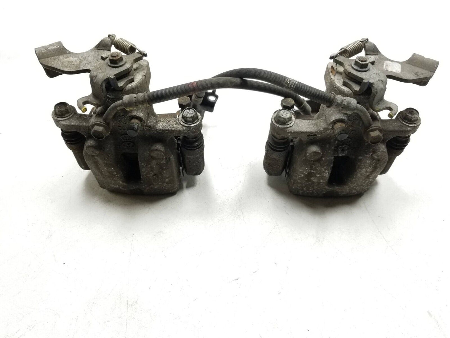 2017 2018 Kia Forte Brake Caliper Rear Left & Right OEM