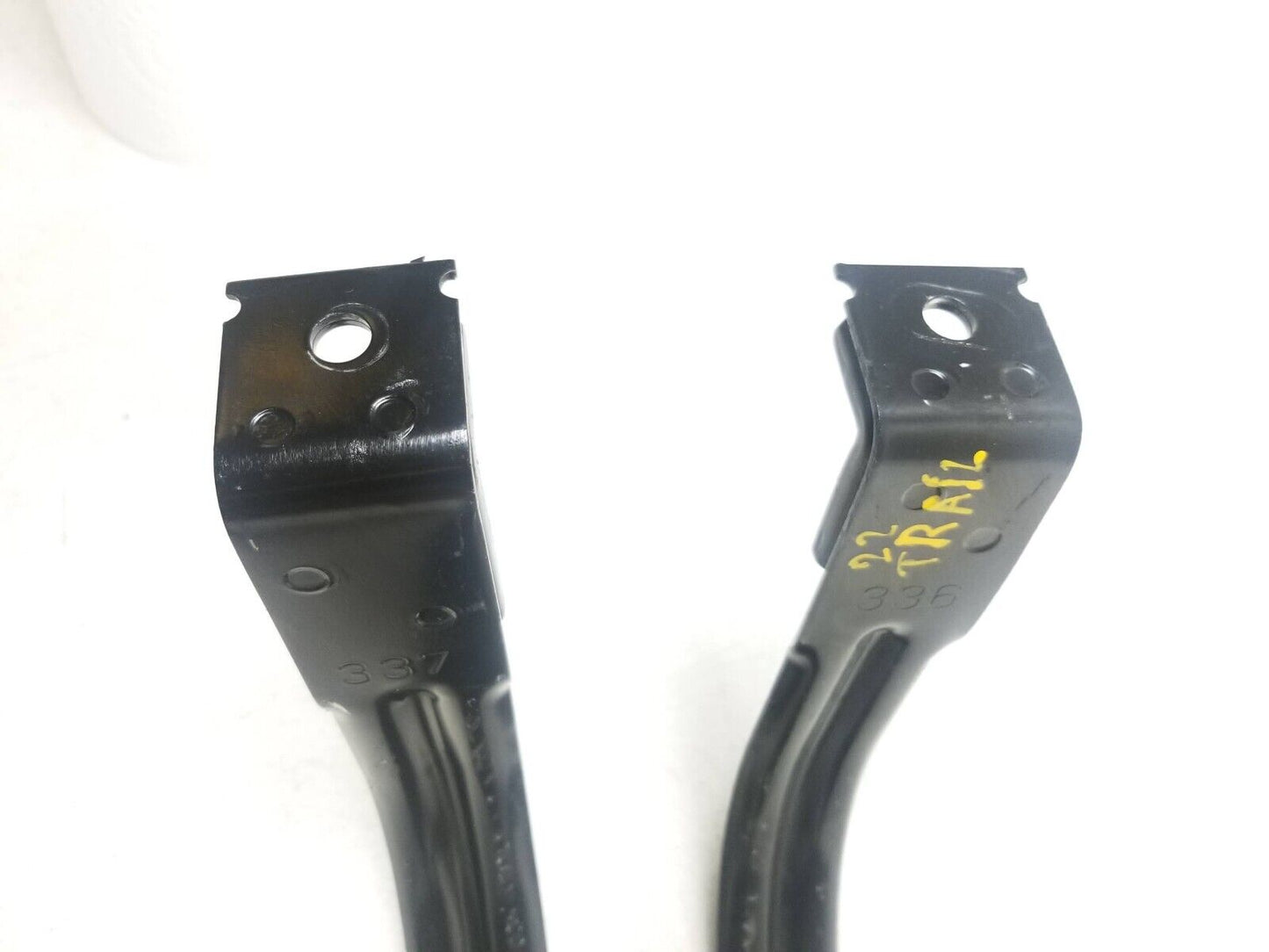 21-23 Chevrolet Trailblazer Fuel Tank Strap Bracket 2pcs OEM