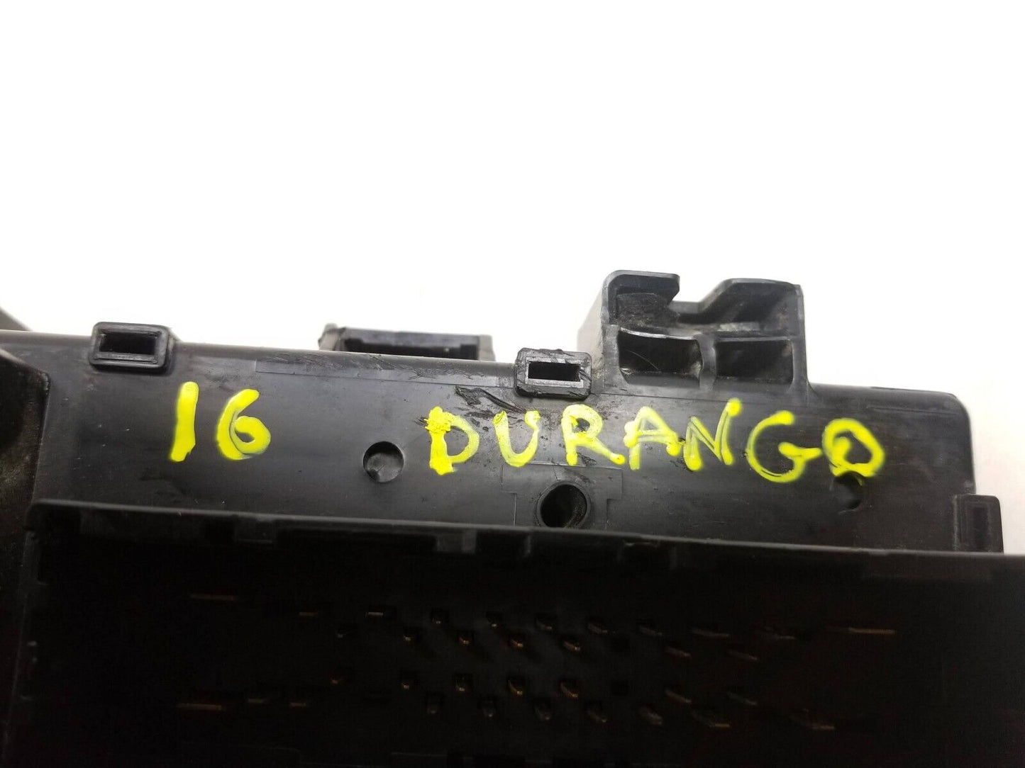 16 - 22 Dodge Durango Fuse Box 68251629ab OEM