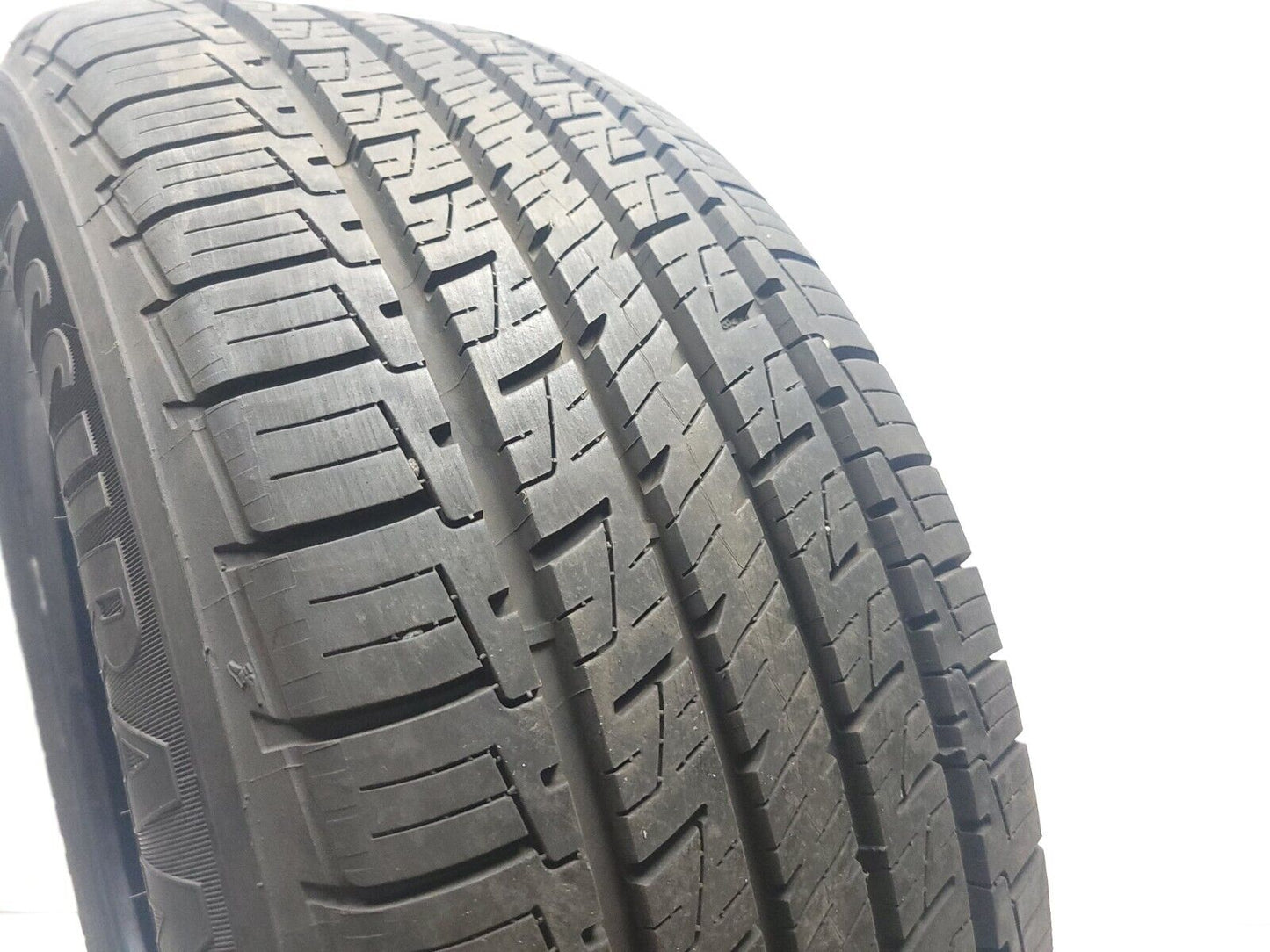 Good Year Assurace 225/55r18 98h M+s Tread 11/32" Used Tire