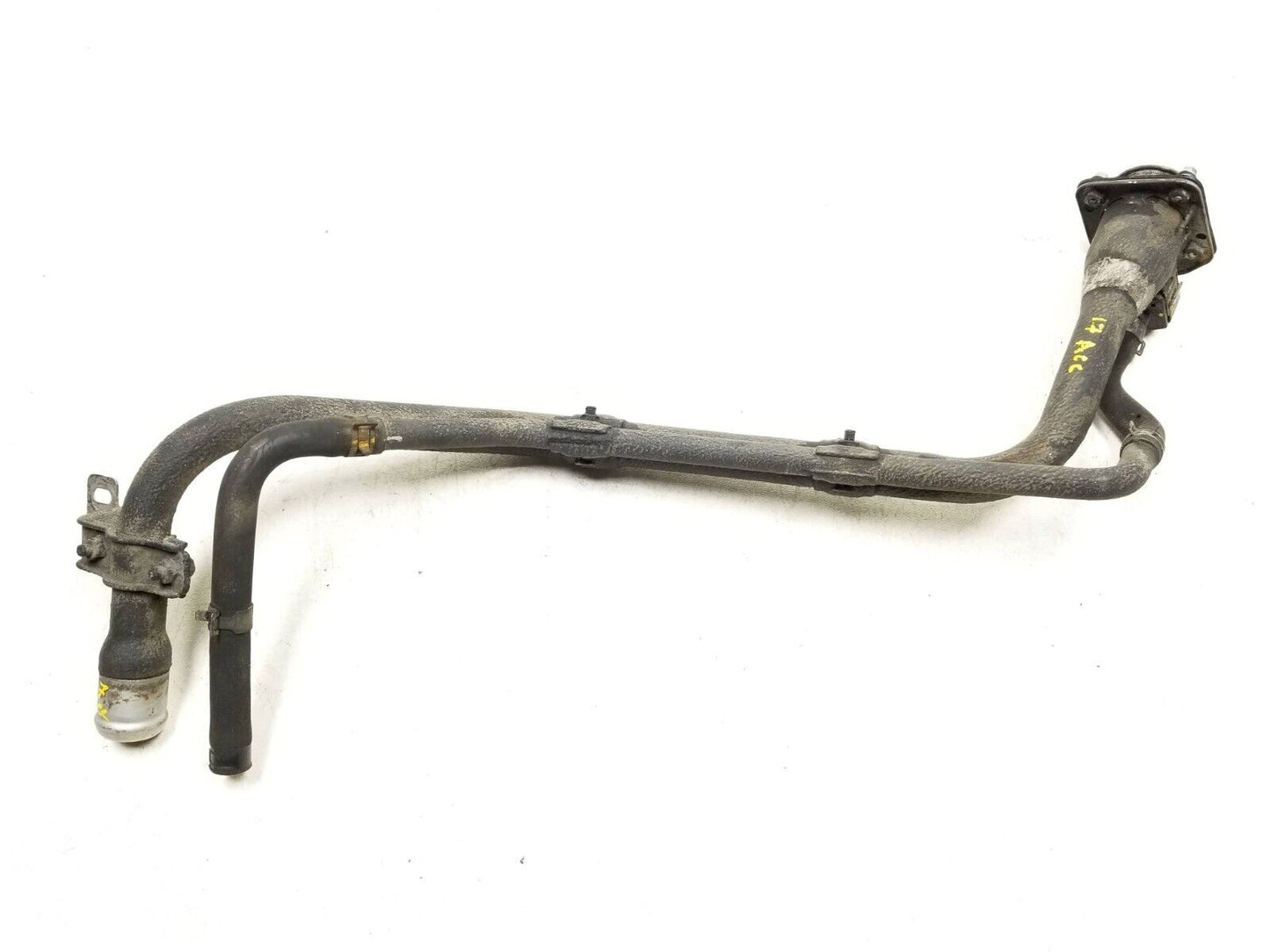 12 - 17 Hyundai Accent Sedan 4door Fuel Tank Filler Neck Pipe OEM