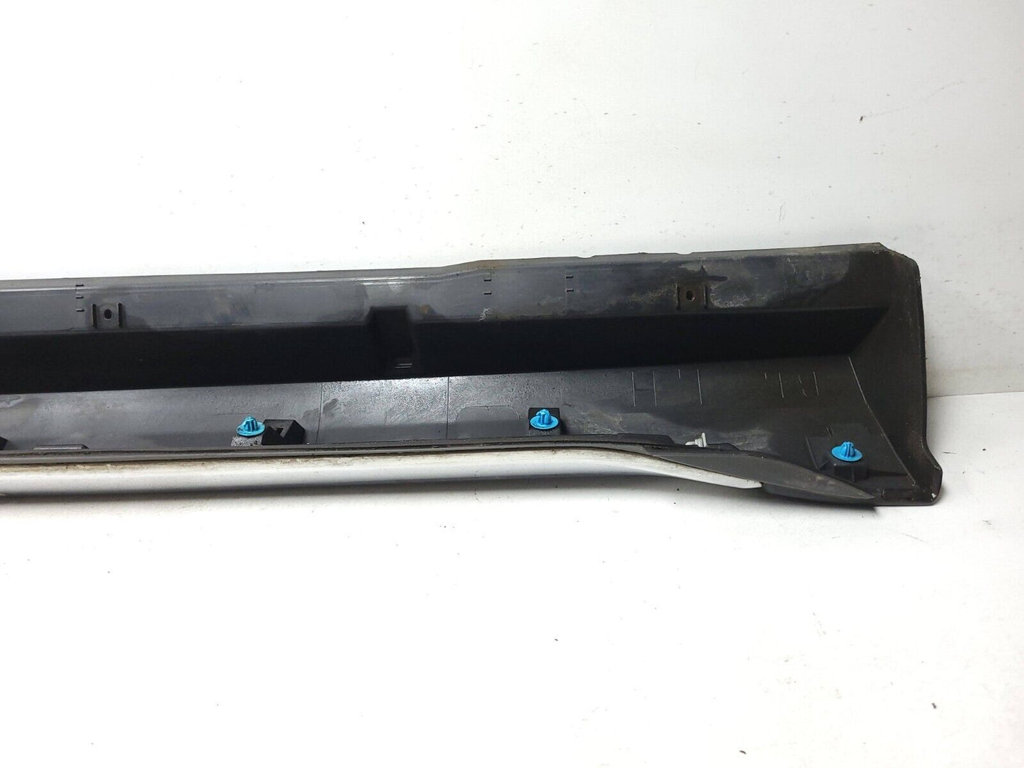 07-09 Mitsubishi Outlander Rocker Panel Skirt Molding Left & Right OEM