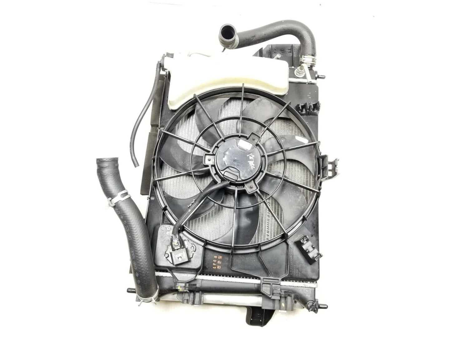 15 - 17 Hyundai Accent Radiator Cooling Evaporator Cooling Fan & Shroud OEM