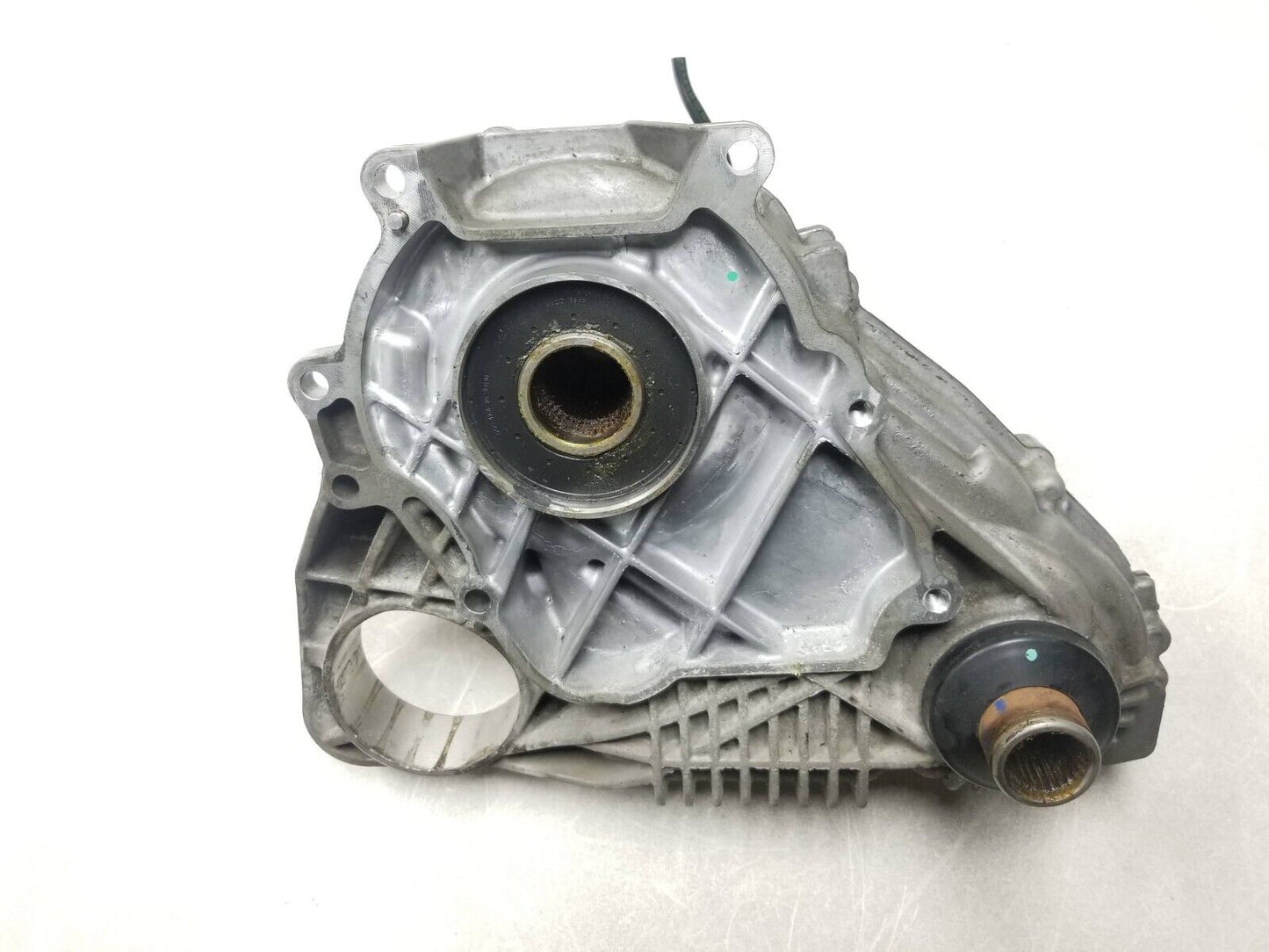 13 14 BMW X6 Xdrive35i Transfer Case W/ Actuator Motor OEM