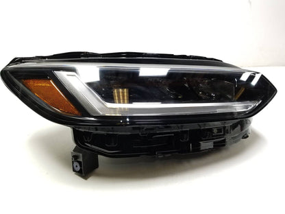 2023 2024 Honda Hr-v Hrv Headlight Passenger Side Right OEM