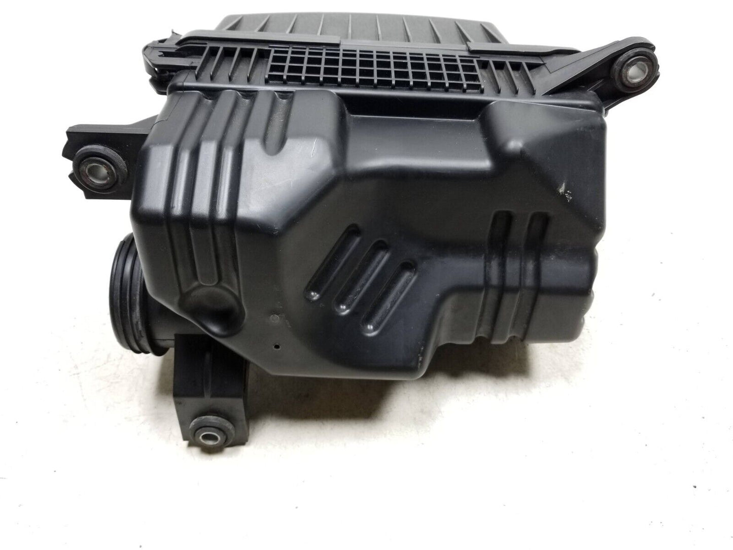 2012 - 2017 Hyundai Accent Air Cleaner Filter Intake Box  OEM