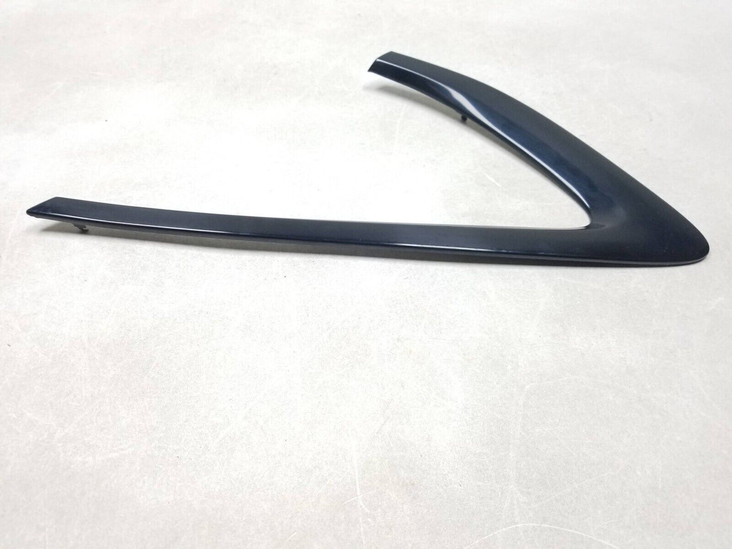 15 16 17 Chrysler 200 Rear Quarter Glass Trim Molding Driver Side Left OEM