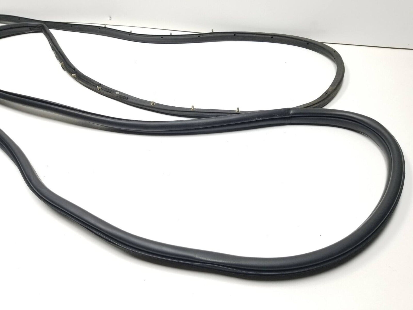 07-12 Mazda Cx-7 Door Weatherstrip Seal Front Left Driver Side OEM