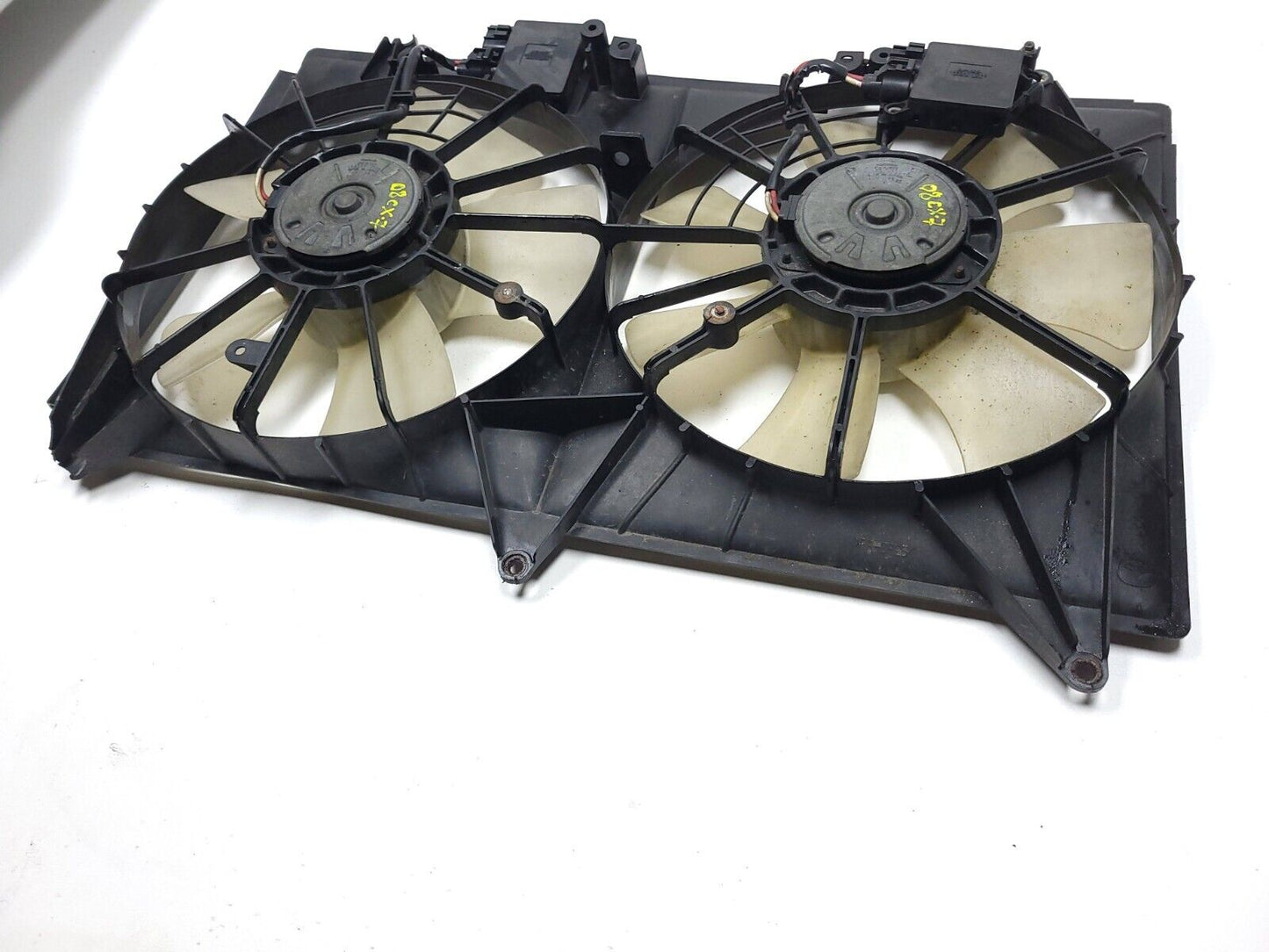 2007 - 2012 Mazda Cx-7 Engine Radiator Cooling Fan 2.3l OEM