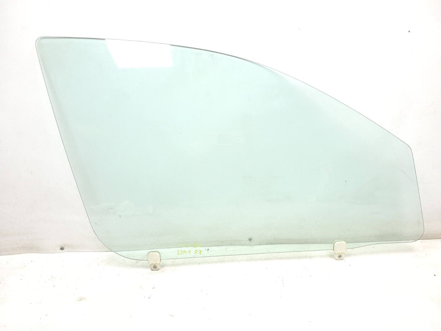 2007 - 2013 Mitsubishi Outlander Window Glass Front Passenger Side Right OEM