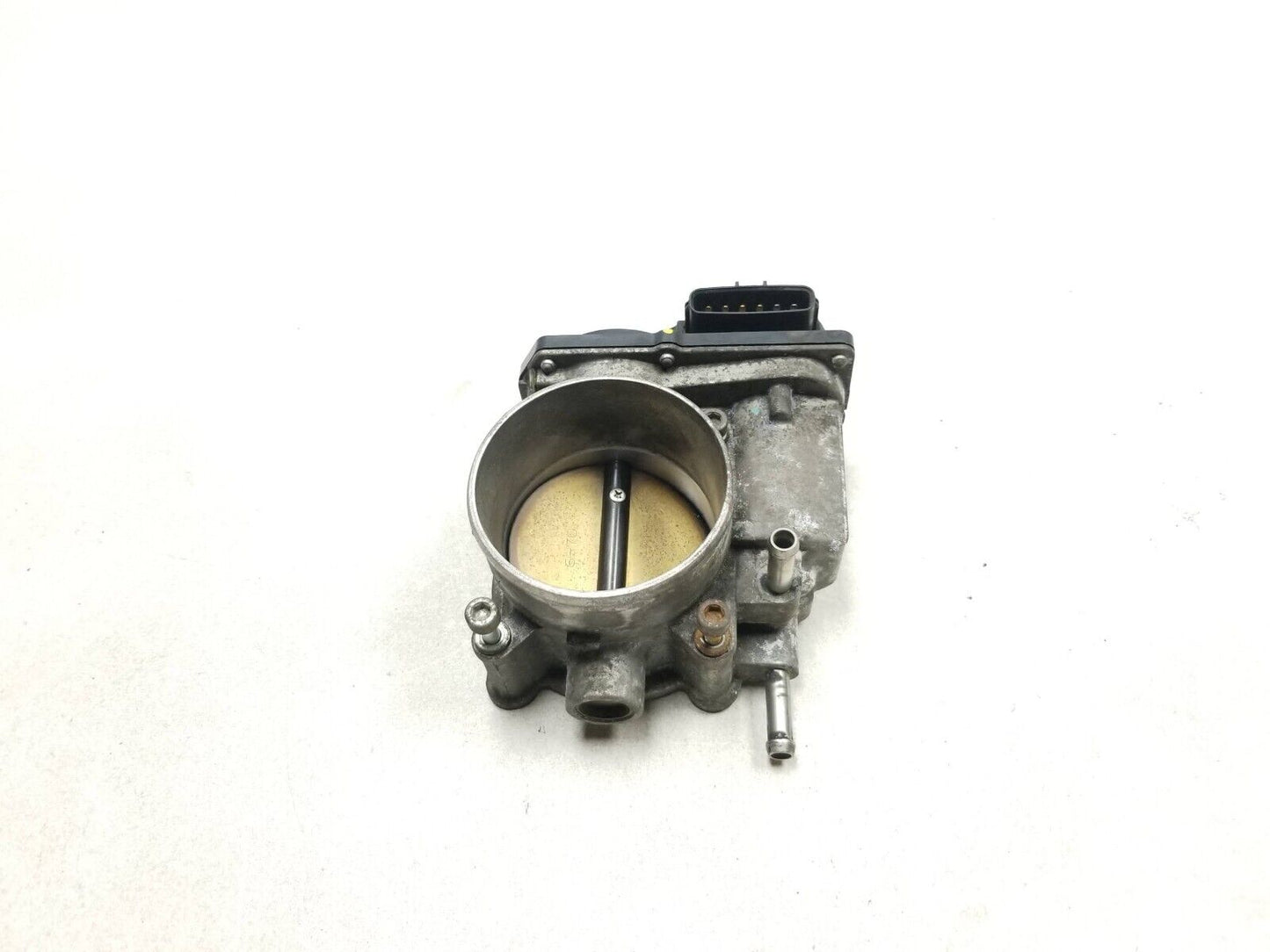 2006-2010 Nissan Armada Throttle Body 5.6l OEM