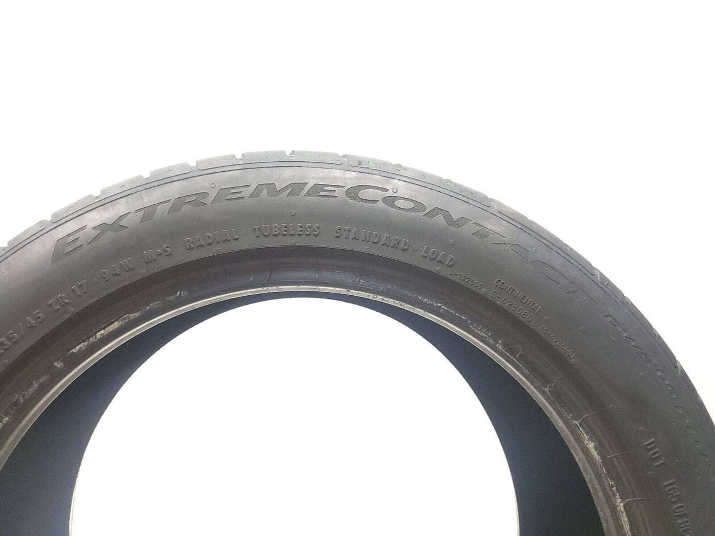 Continental Extremecontact 235/45r17 94w M+s Tread 10/32" Used Tire