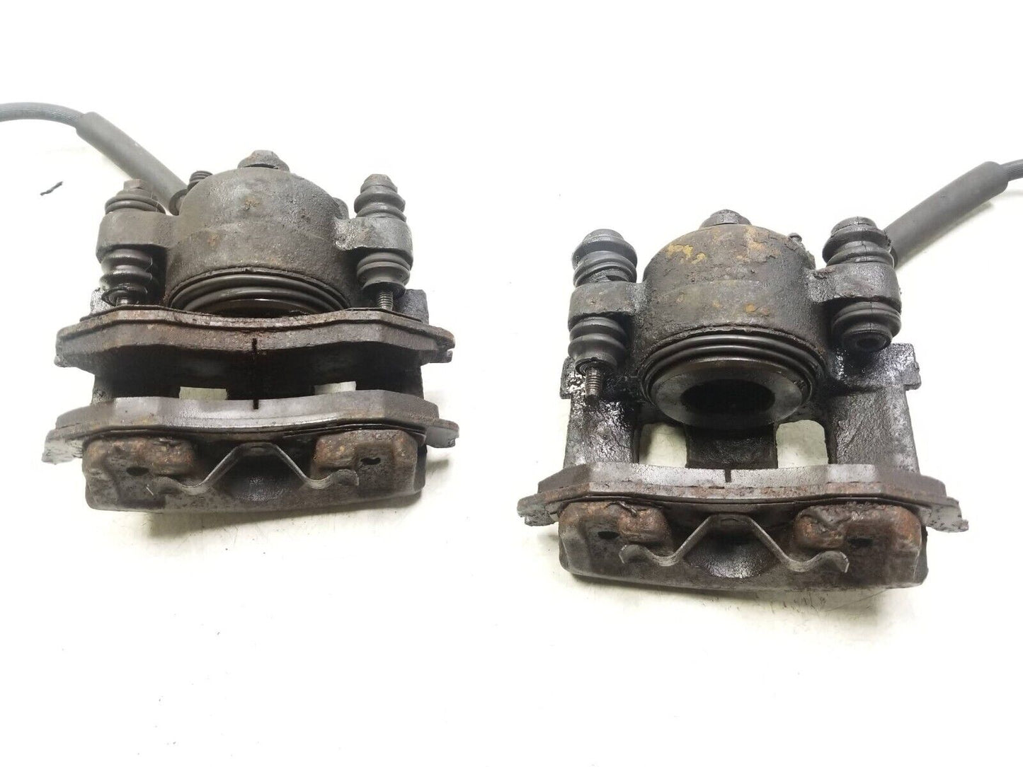 96 97 98 Jeep Grand Cherokee Frotn Brake Caliper Driver Passenger Side Pair OEM