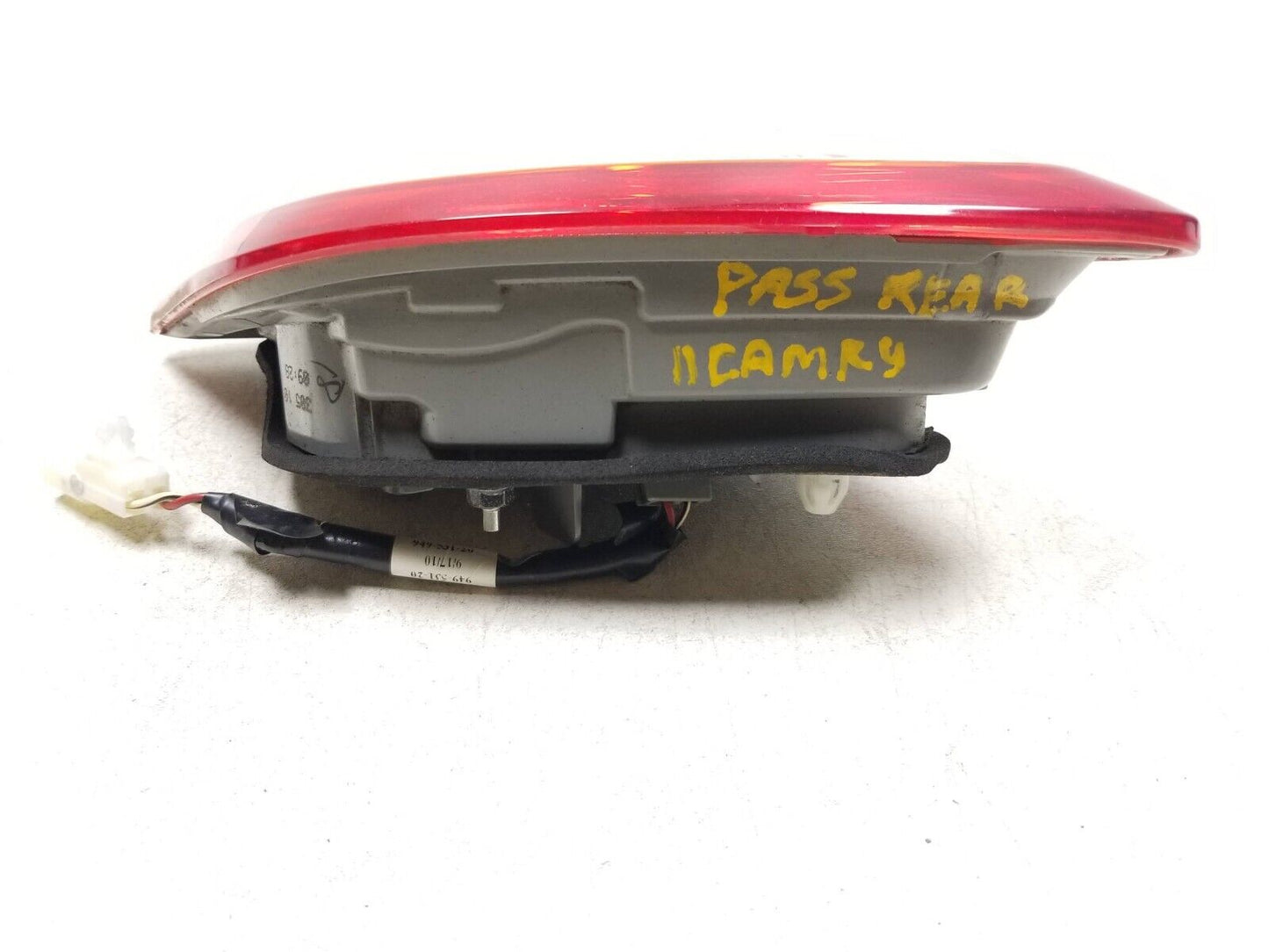 2010 2011 Toyota Camry Tail Light Inner Left & Right OEM