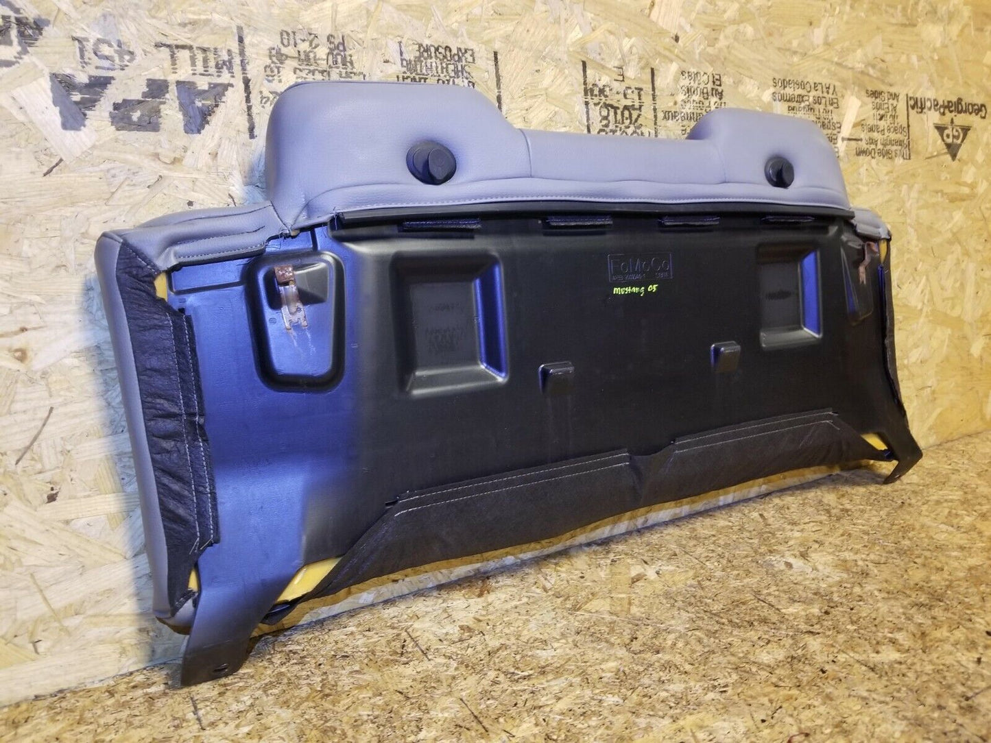 05 06 07 08 09 Ford Mustang Rear Seat Upper Back Cushion Bottom OEM 44k