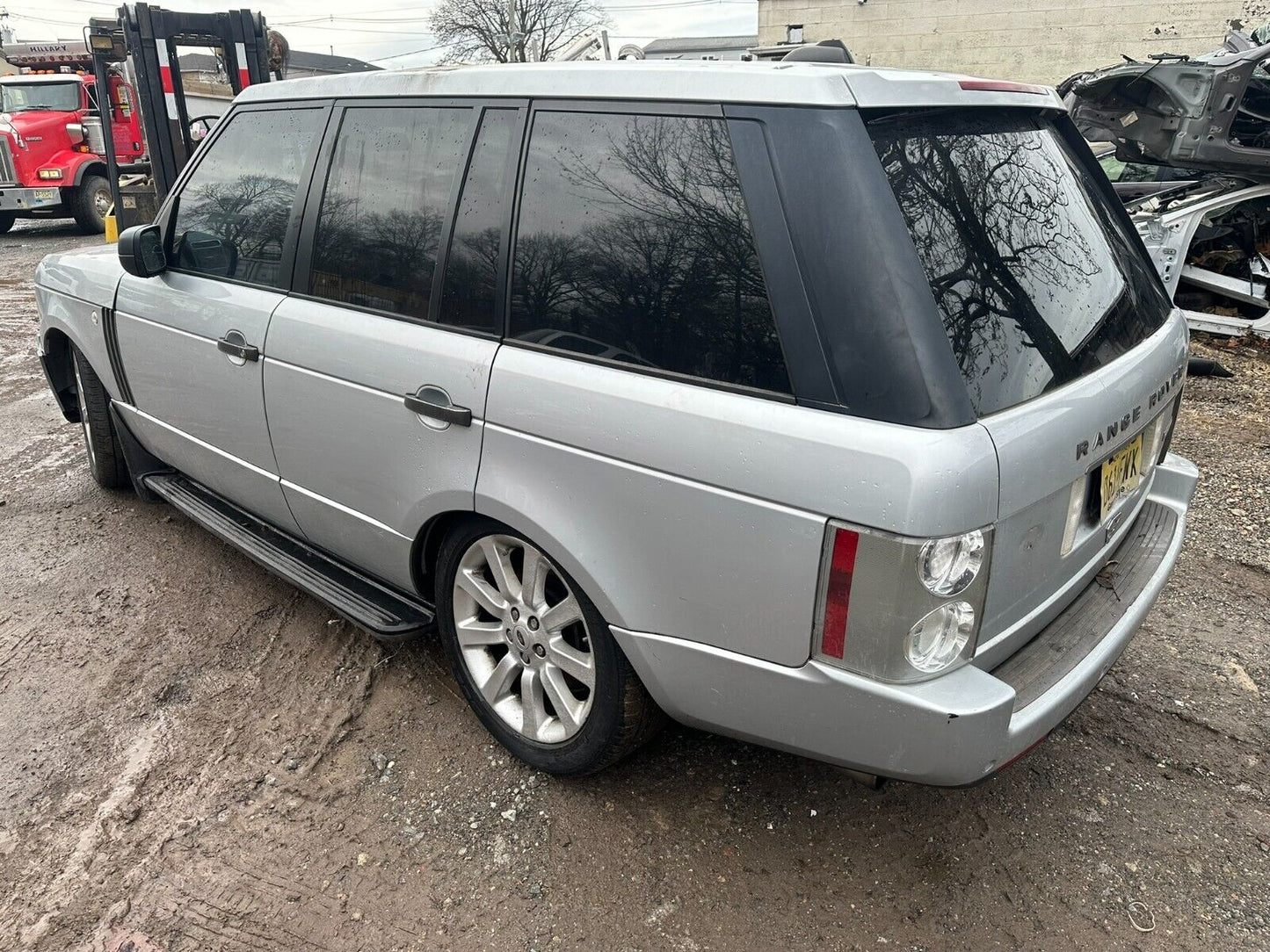 2006-2009 Range Rover  Tailgate Spoiler Wing W/ Third Brake Light & Camera OEM