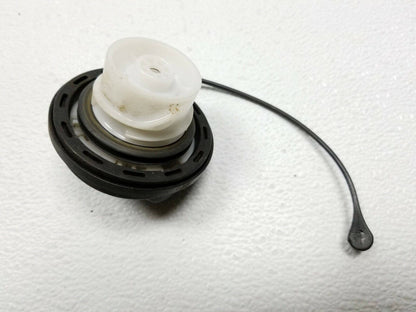 15 16 17 Hyundai Accent Hatch Gas Fuel Tank Filler Cap OEM