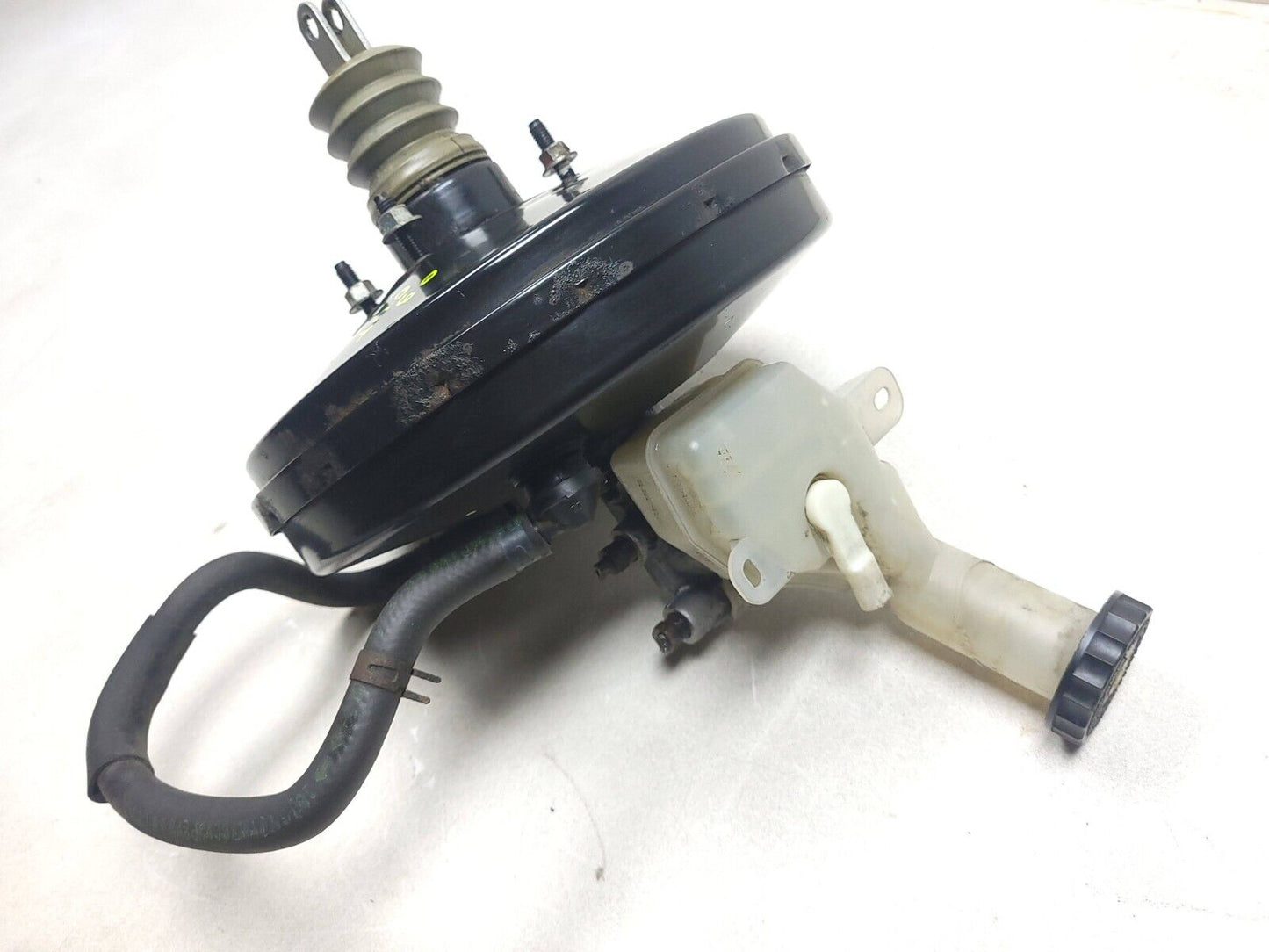 2007 - 2010 Mitsubishi Outlander Power Brake Booster & Master Cylinder 3.0l OEM