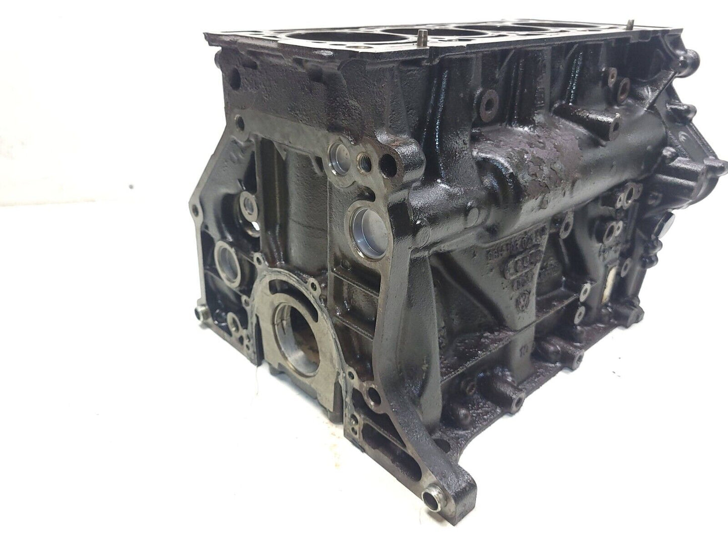 09 - 17 Volkswagen Tiguan Engine Cylinder Block 2.0t OEM