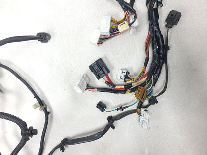 2009 Mitsubishi Outlander Engine Wire Harness W/ Fuse Box 3.0l AWD OEM