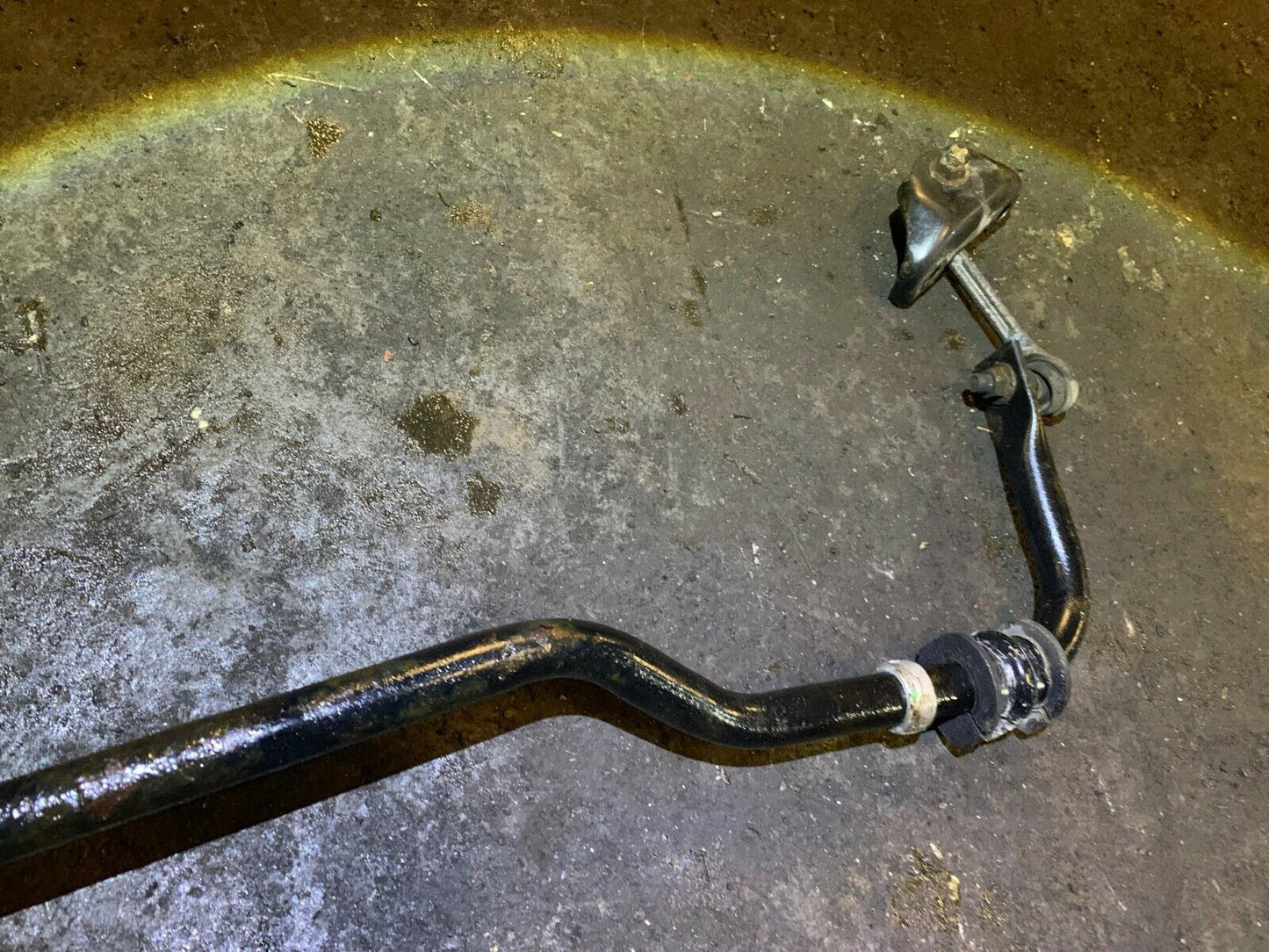 07 08 09 Nissan 350z 3.5l Rear Stabilizer Sway Bar OEM 64k