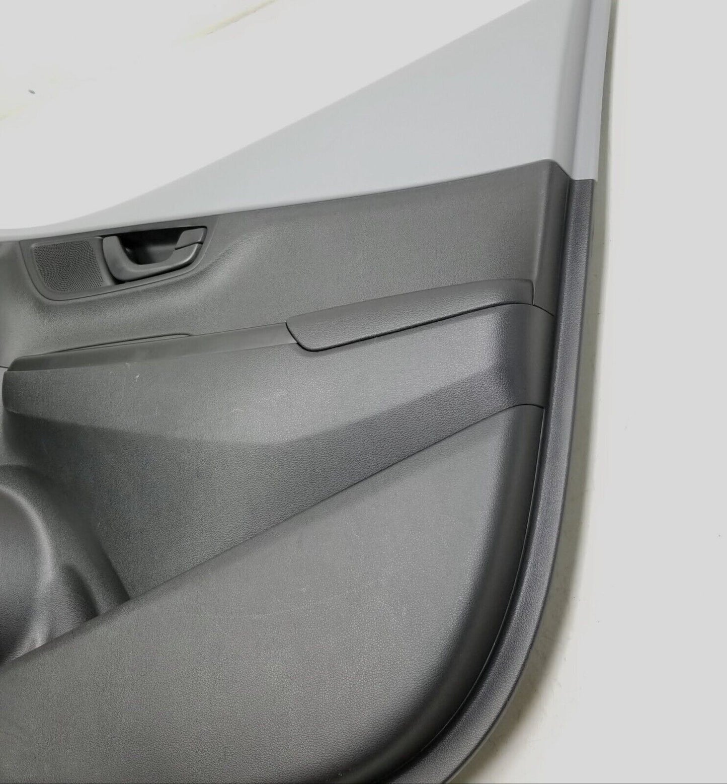 18-21 Hyundai Kona Door Panel Trim Front Passenger Side Right OEM
