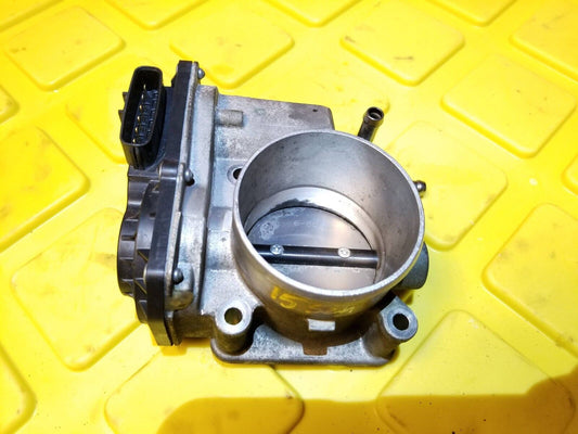 13 - 16 Nissan Sentra Throttle Body 3ra6001a 1.8l OEM