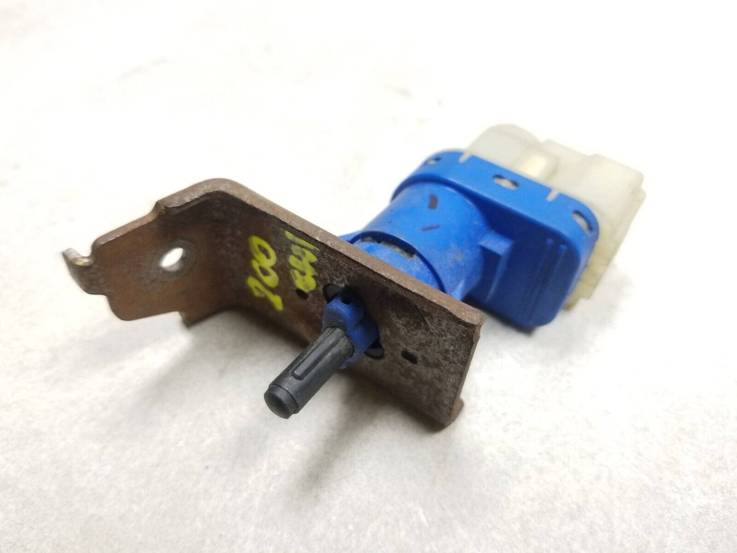 15 16 17 Chrysler 200 Brake Pedal Light Sensor Switch  OEM