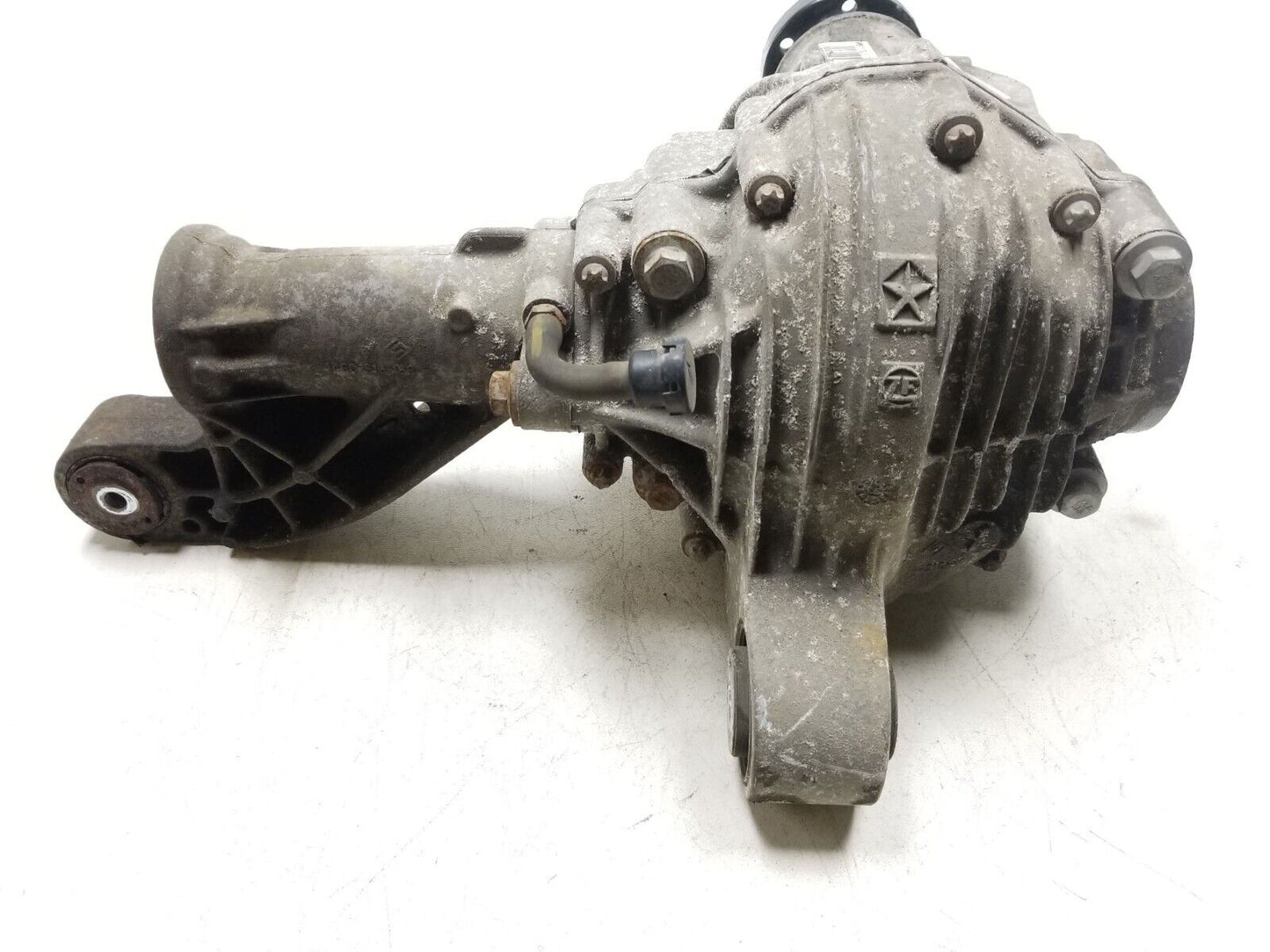 16 - 22 Dodge Durango Front Differential Axle Carrier 3.6l Ratio: 3.45 OEM