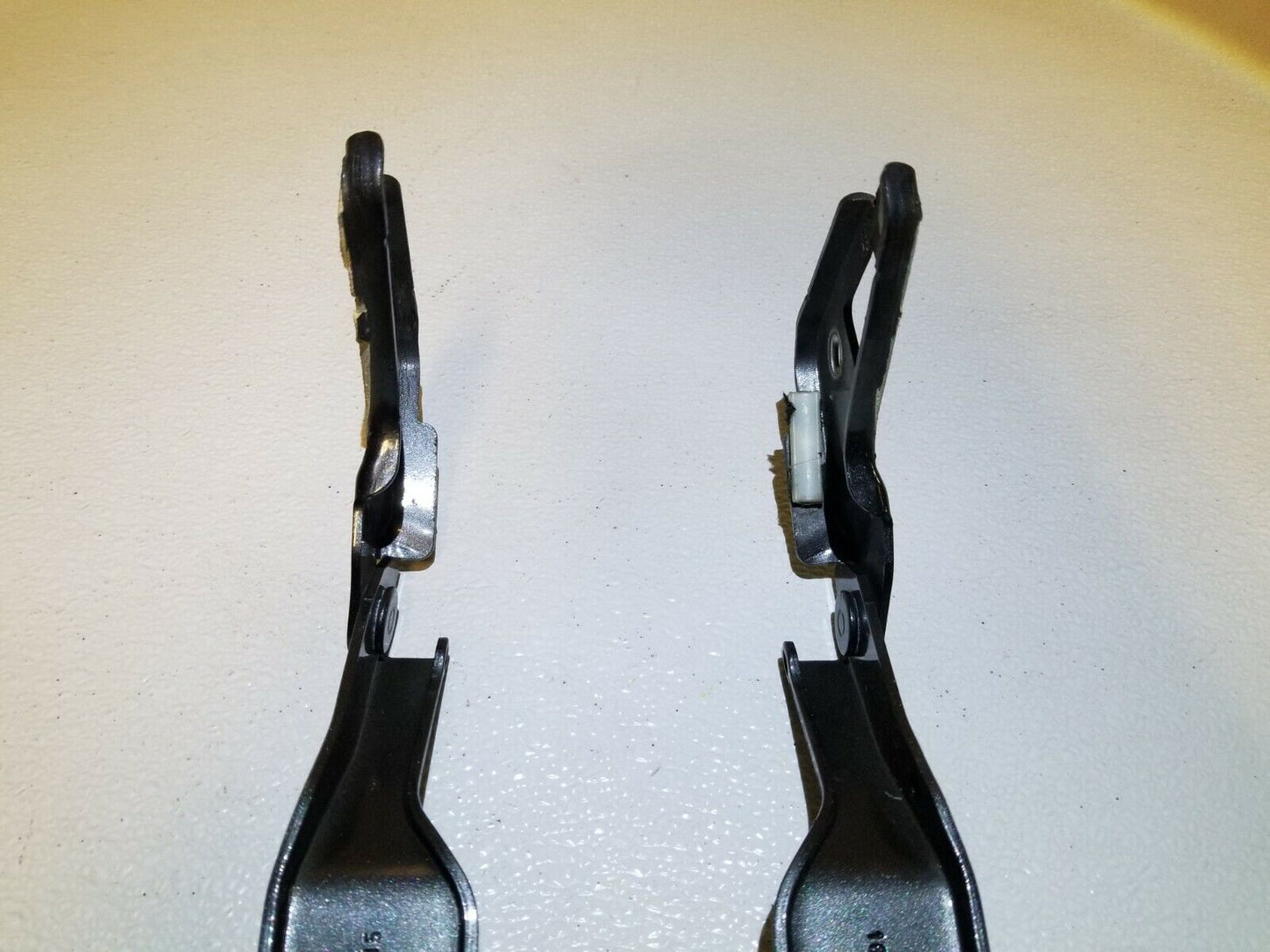 09-15 Audi Q7 Hood Hinge Left & Right Pair OEM 87k Miles